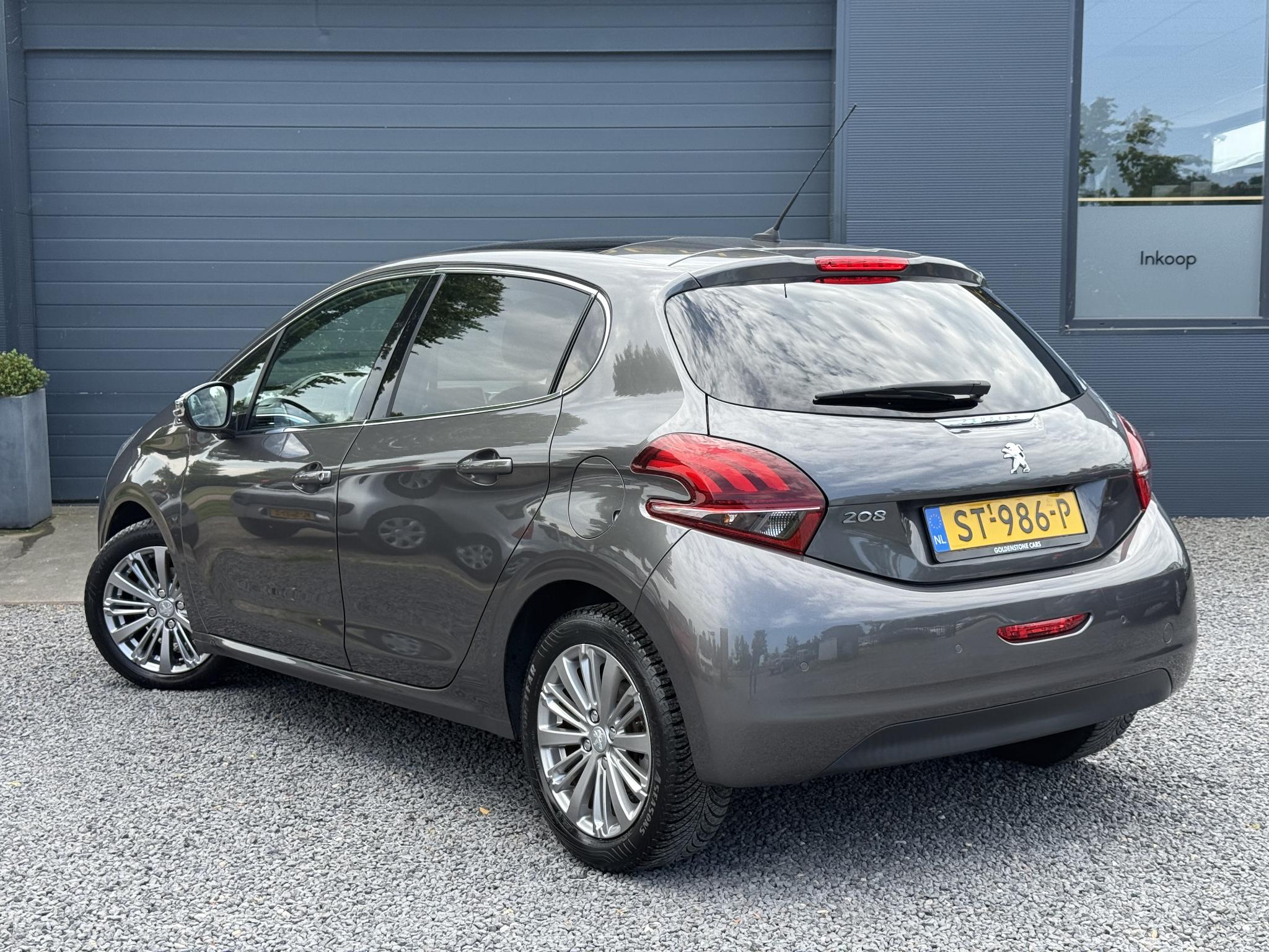 peugeot-208-image5.jpg