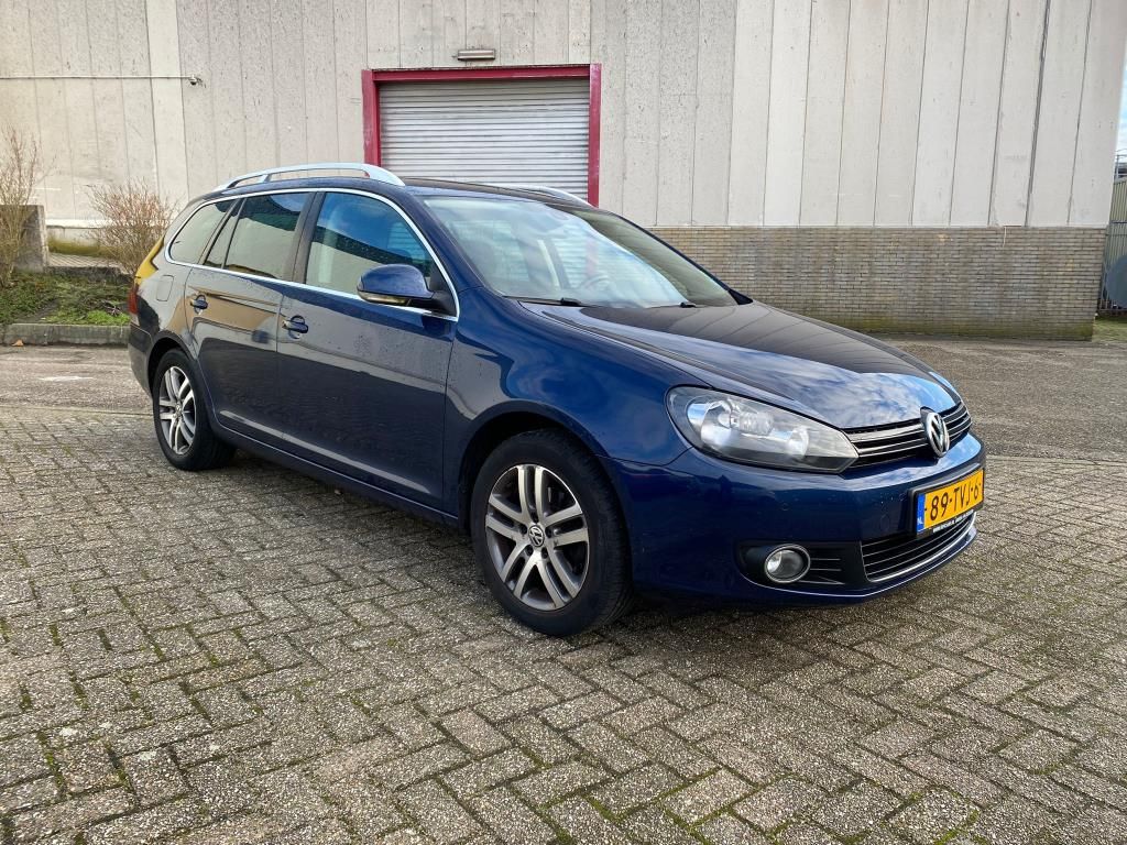volkswagen-golf-image8.jpg