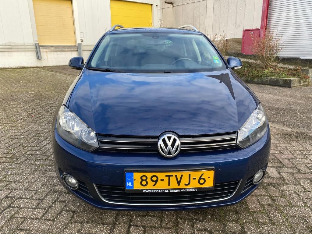 volkswagen-golf-image9.jpg