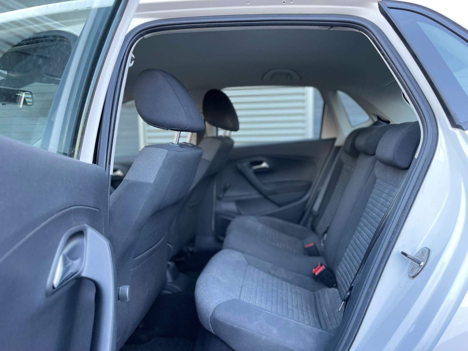 volkswagen-polo-image10.jpg
