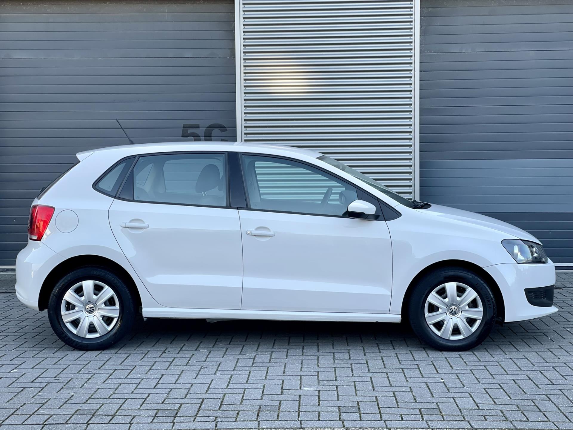 volkswagen-polo-image5.jpg