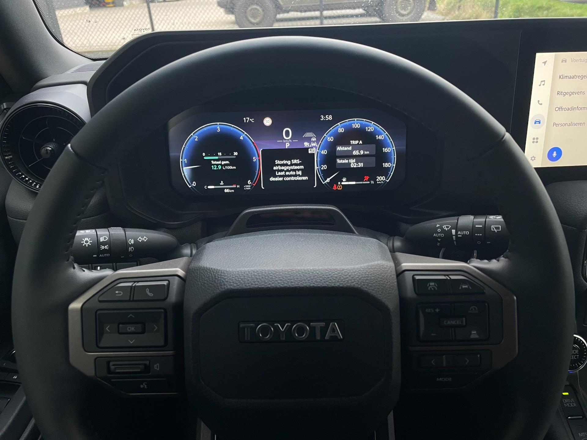 toyota-land-cruiser-image9.jpg