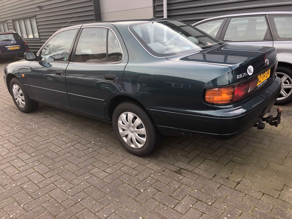 toyota-camry-image5.jpg