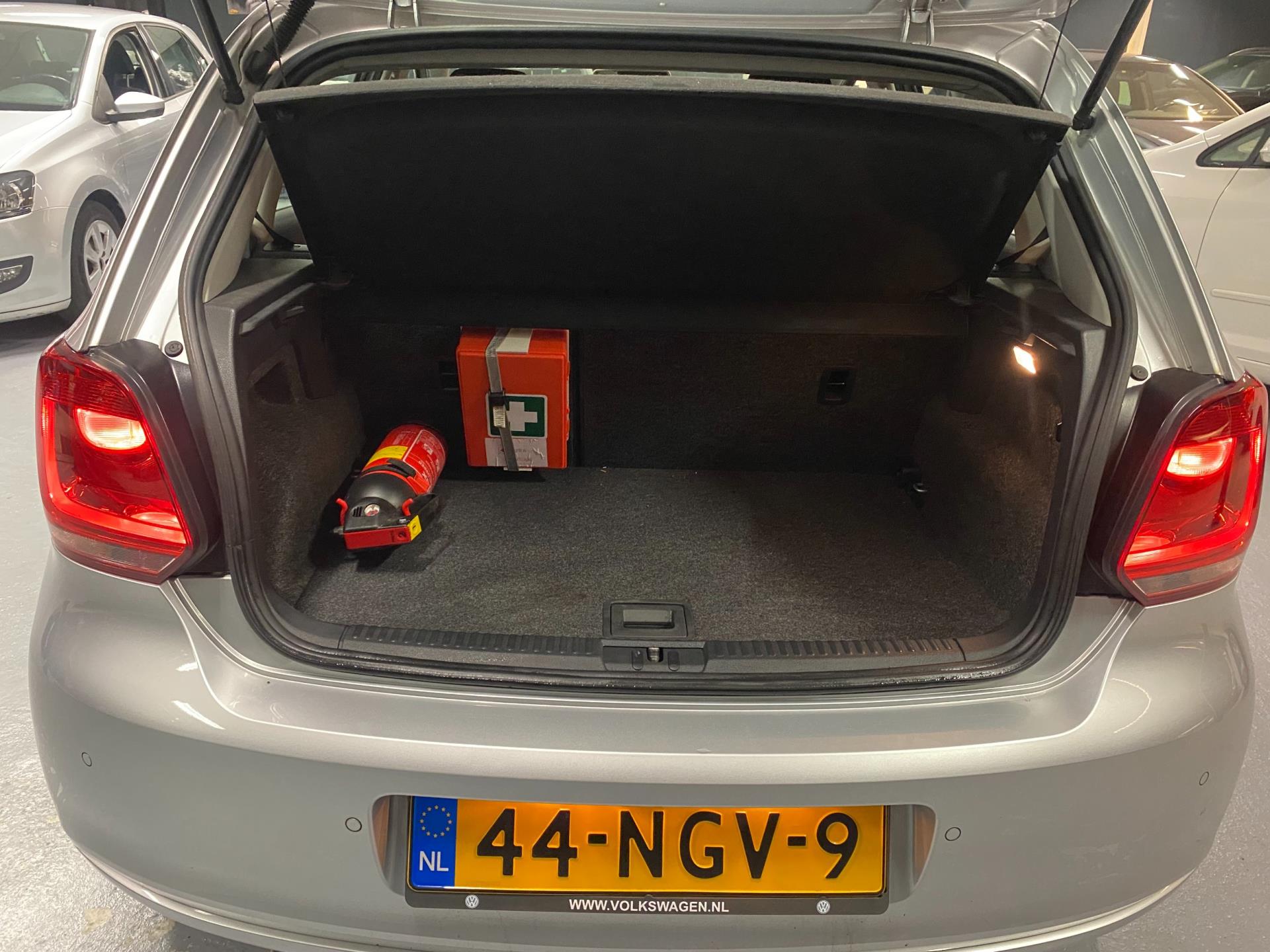 volkswagen-polo-image3.jpg