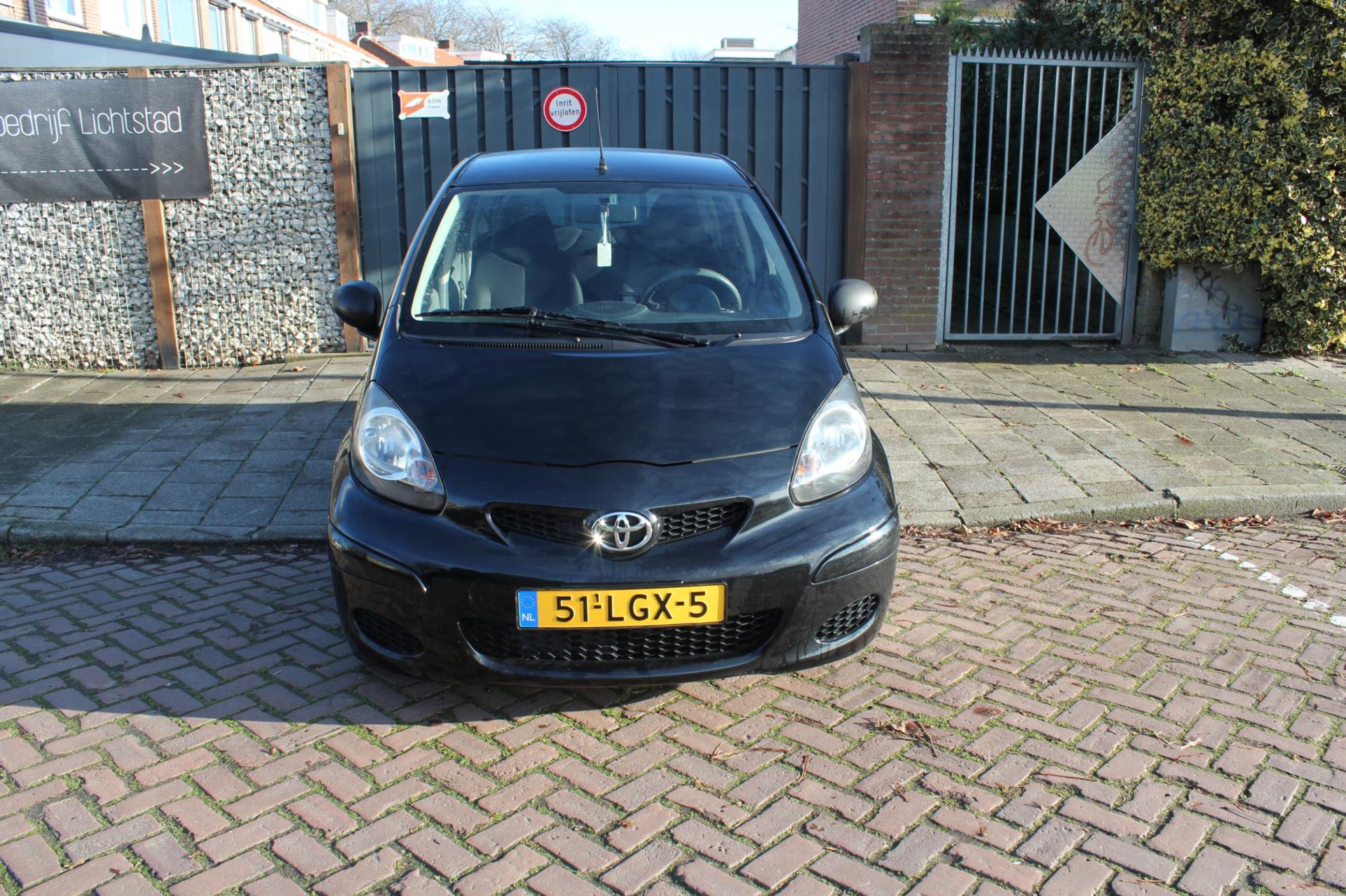 toyota-aygo-image2.jpg