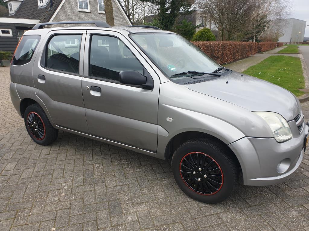 suzuki-ignis-image10.jpg