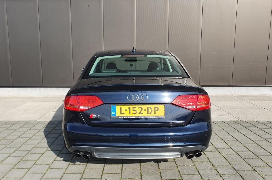 audi-a4-image3.jpg