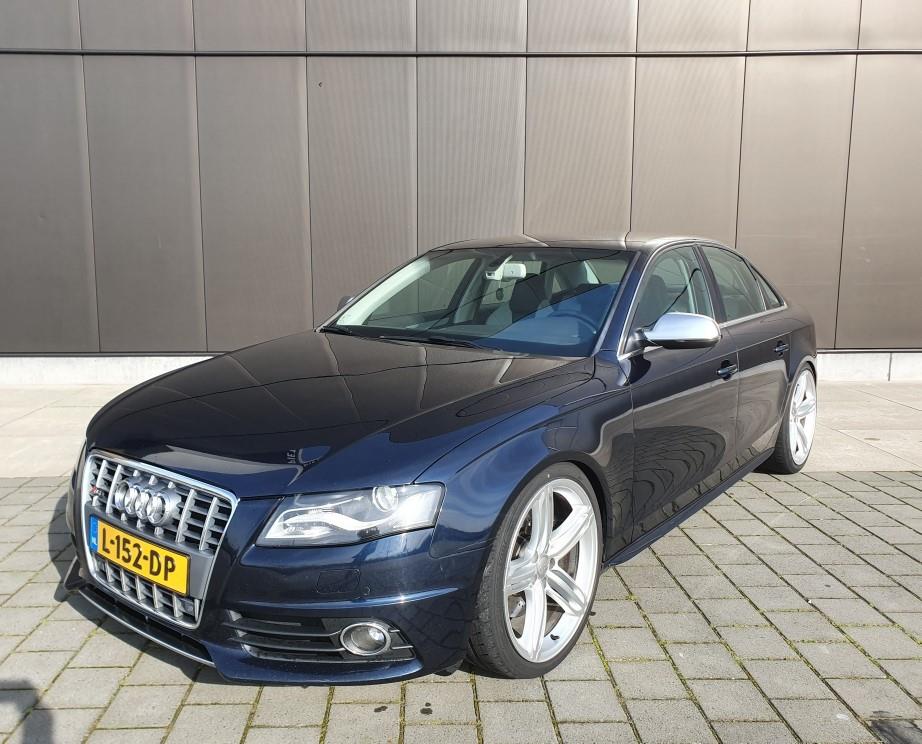 audi-a4-image6.jpg