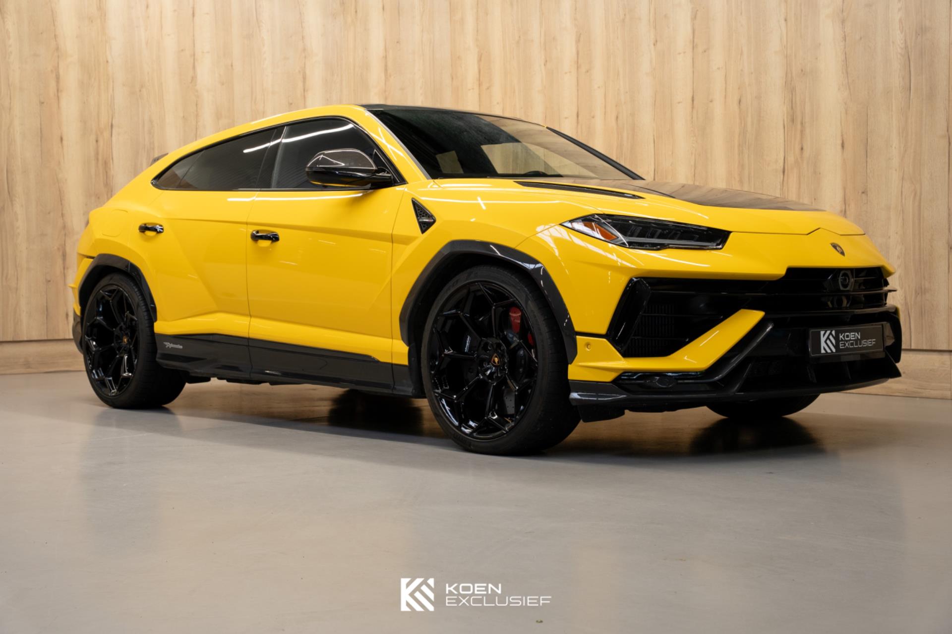 lamborghini-urus-image2.jpg