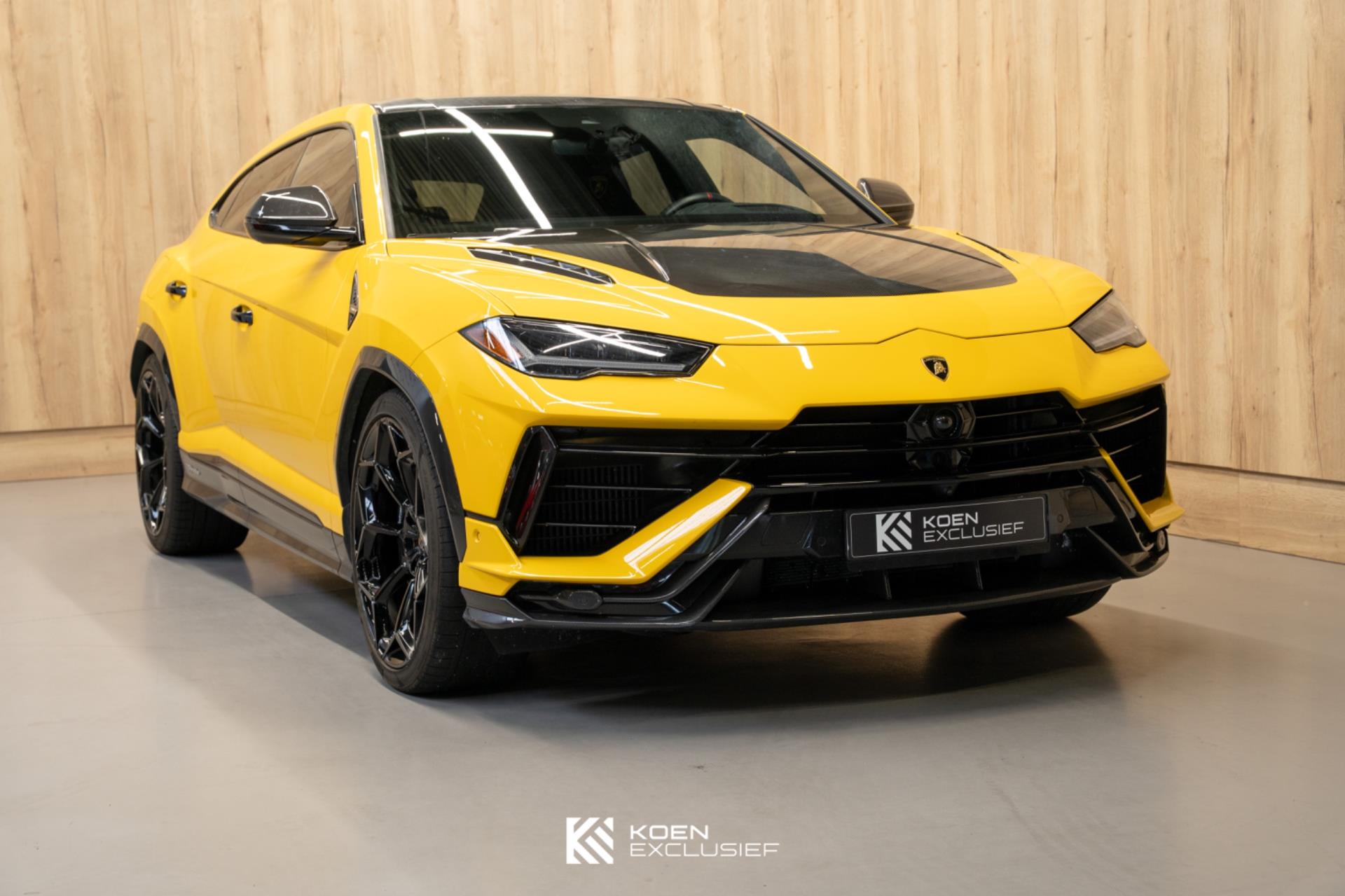 lamborghini-urus-image4.jpg
