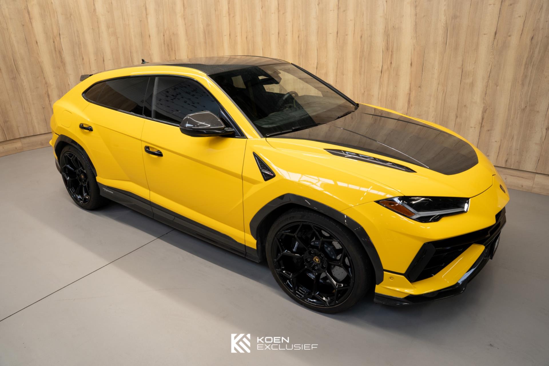 lamborghini-urus-image5.jpg