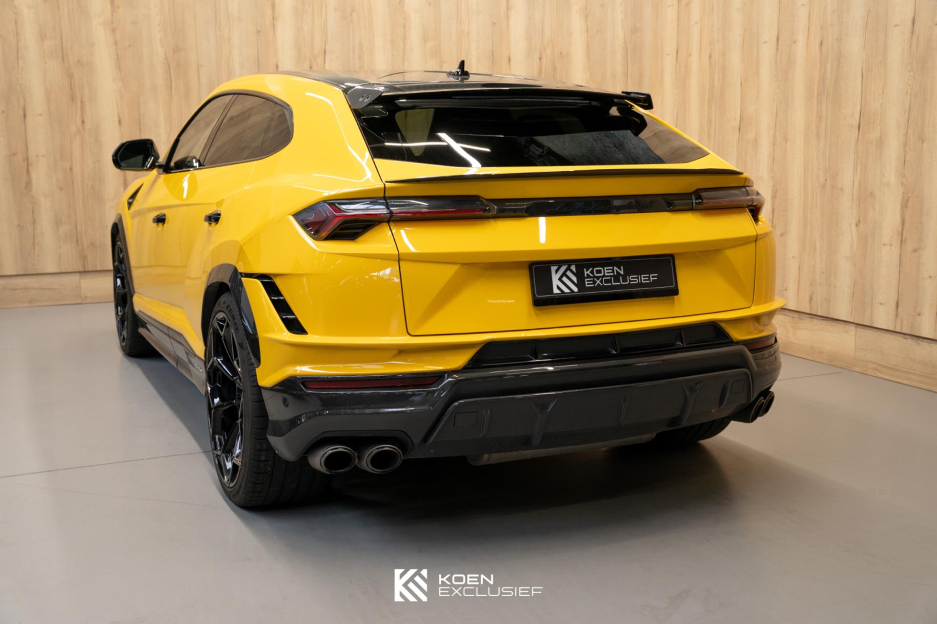 lamborghini-urus-image9.jpg