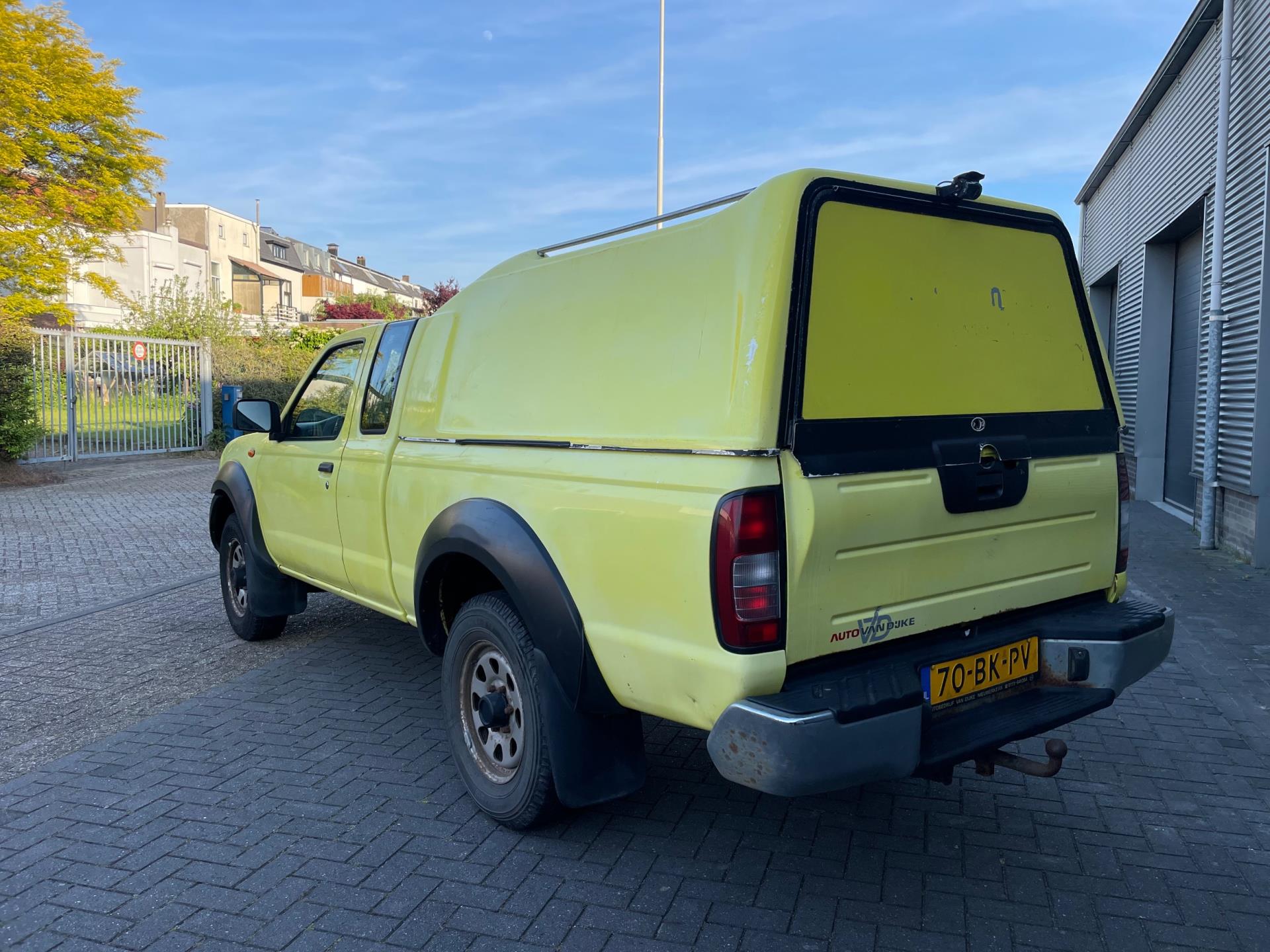 nissan-pickup-image2.jpg