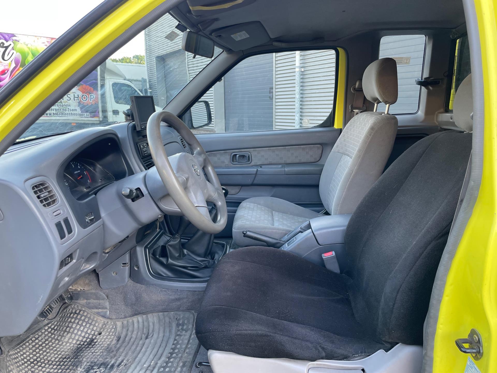 nissan-pickup-image5.jpg