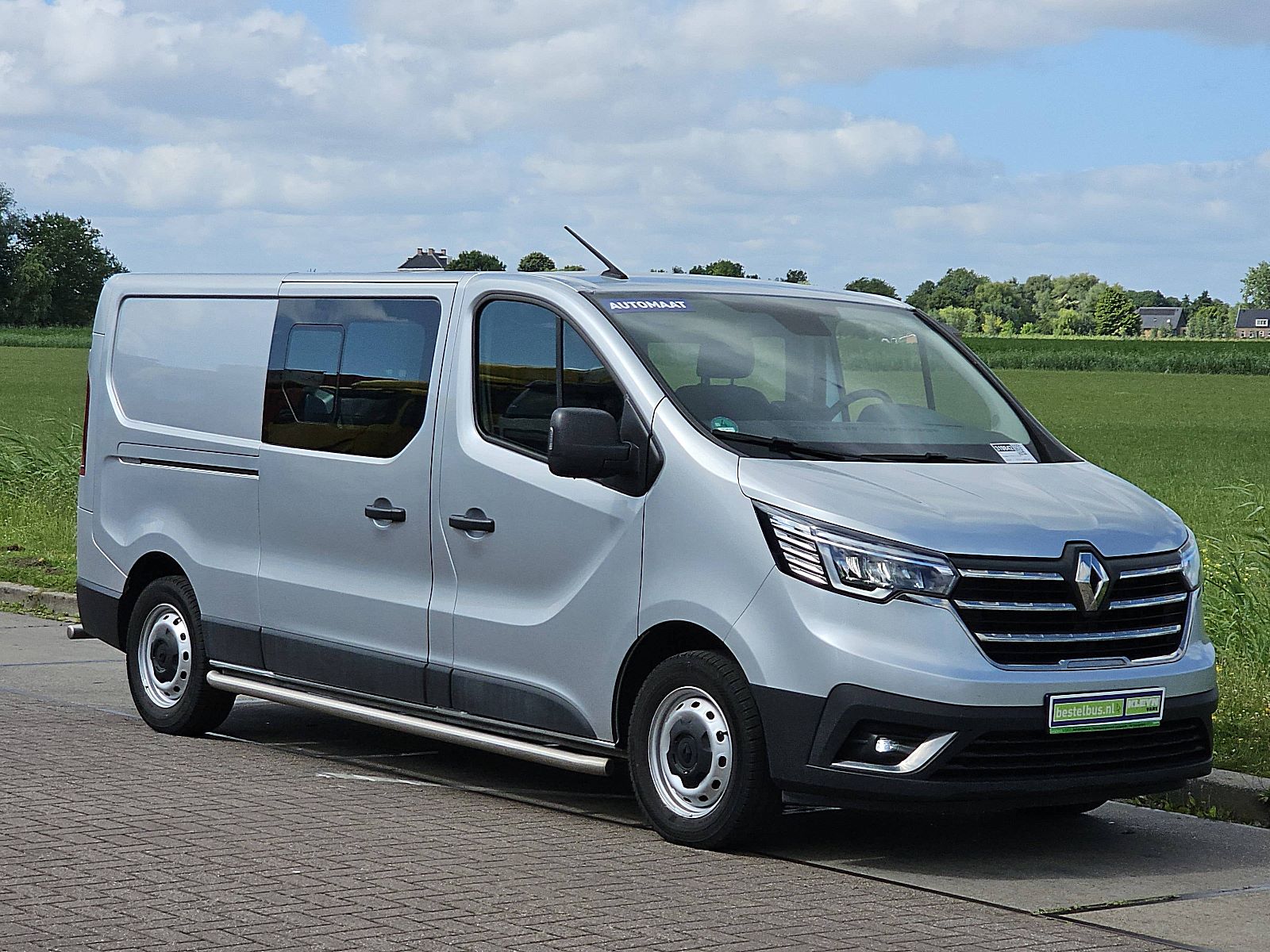 renault-trafic-image5.jpg