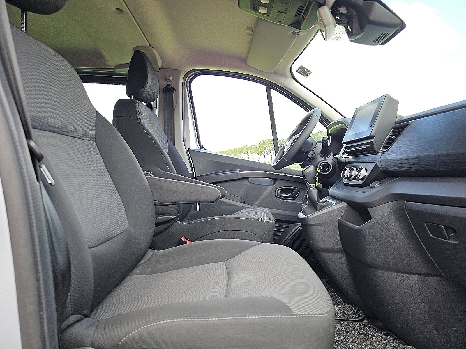 renault-trafic-image7.jpg
