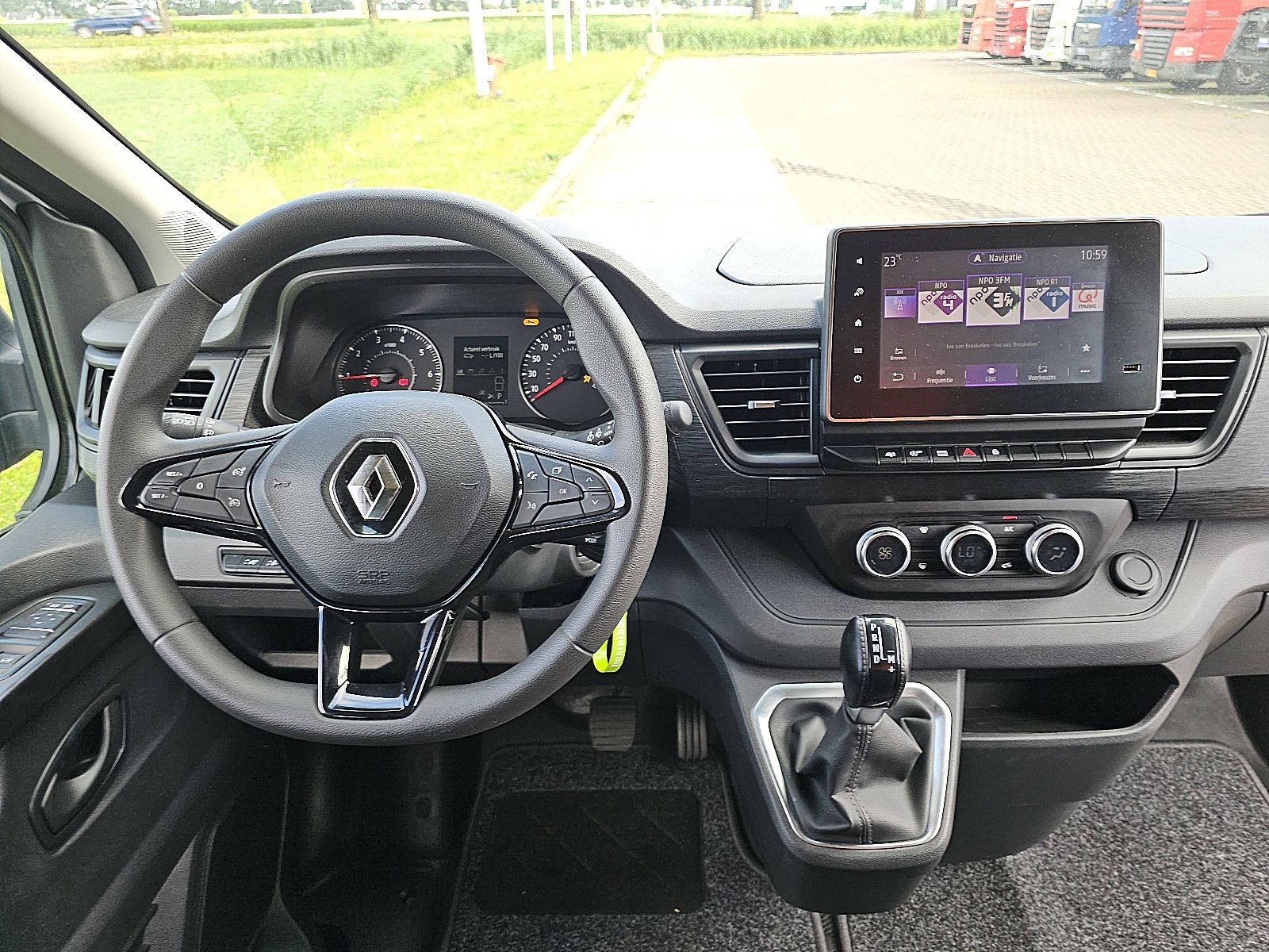renault-trafic-image8.jpg