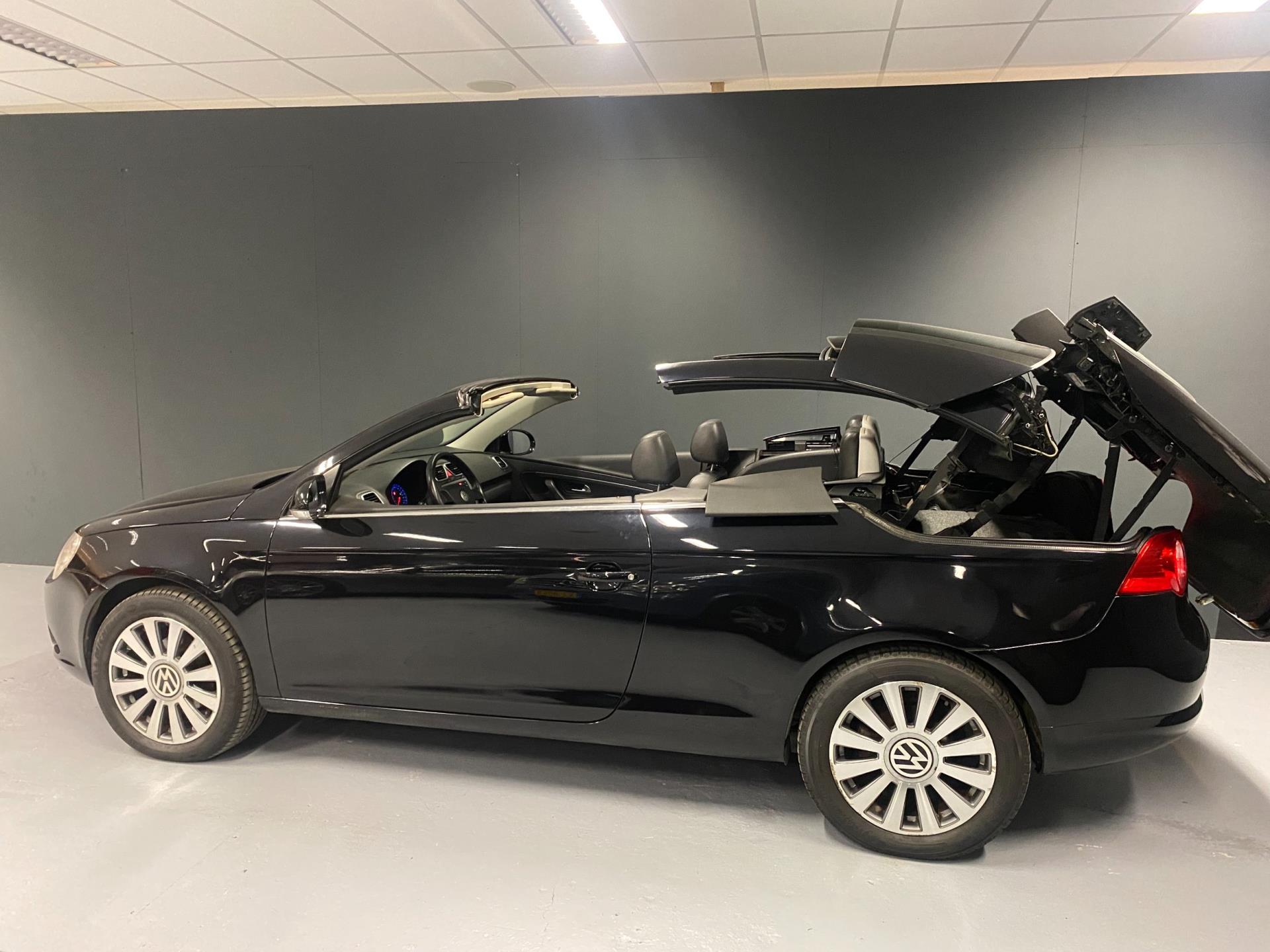 volkswagen-eos-image3.jpg