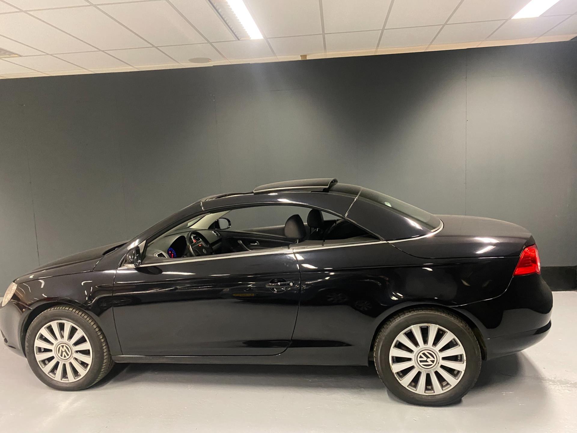volkswagen-eos-image4.jpg