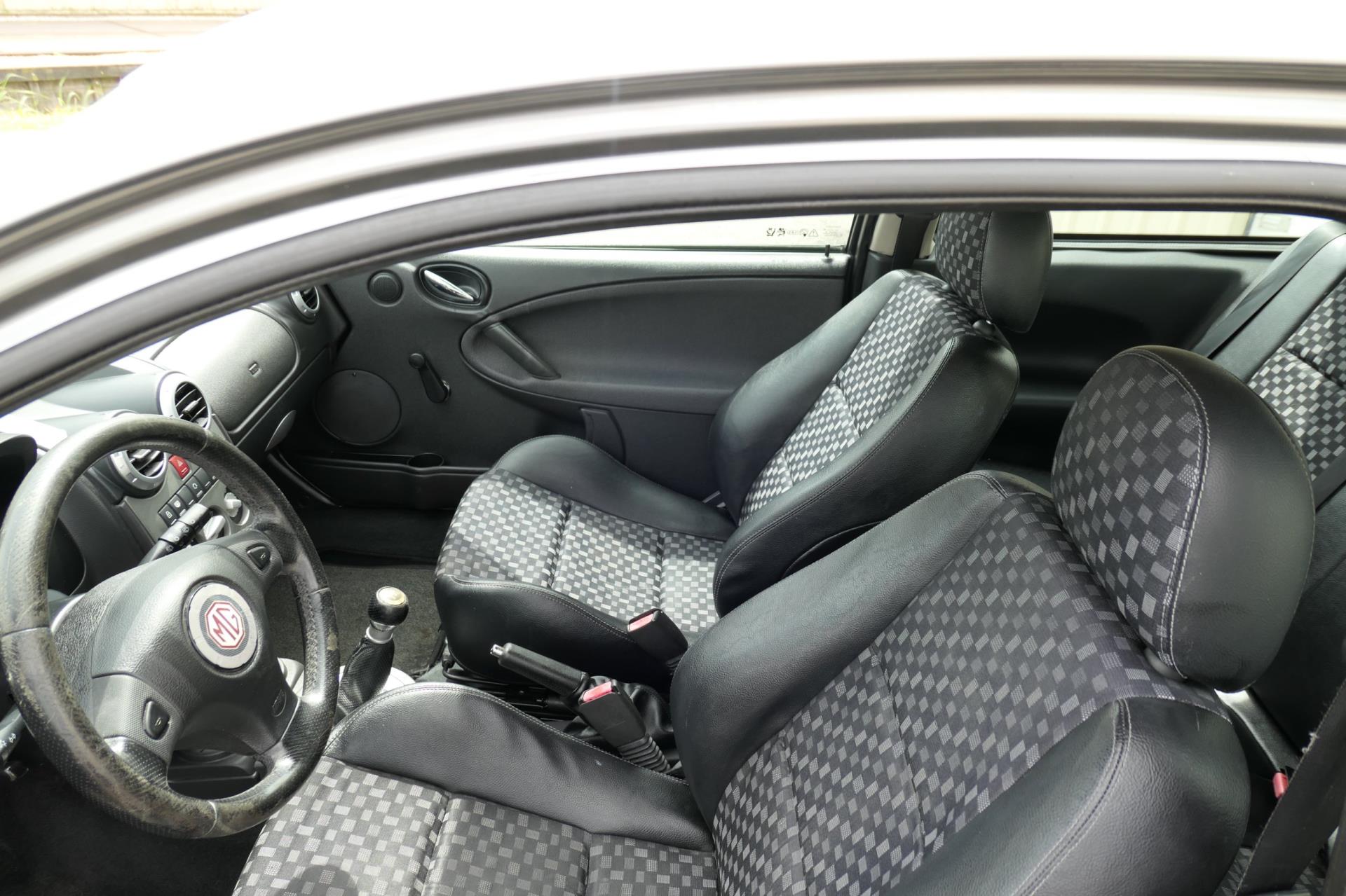mg-zr-image9.jpg