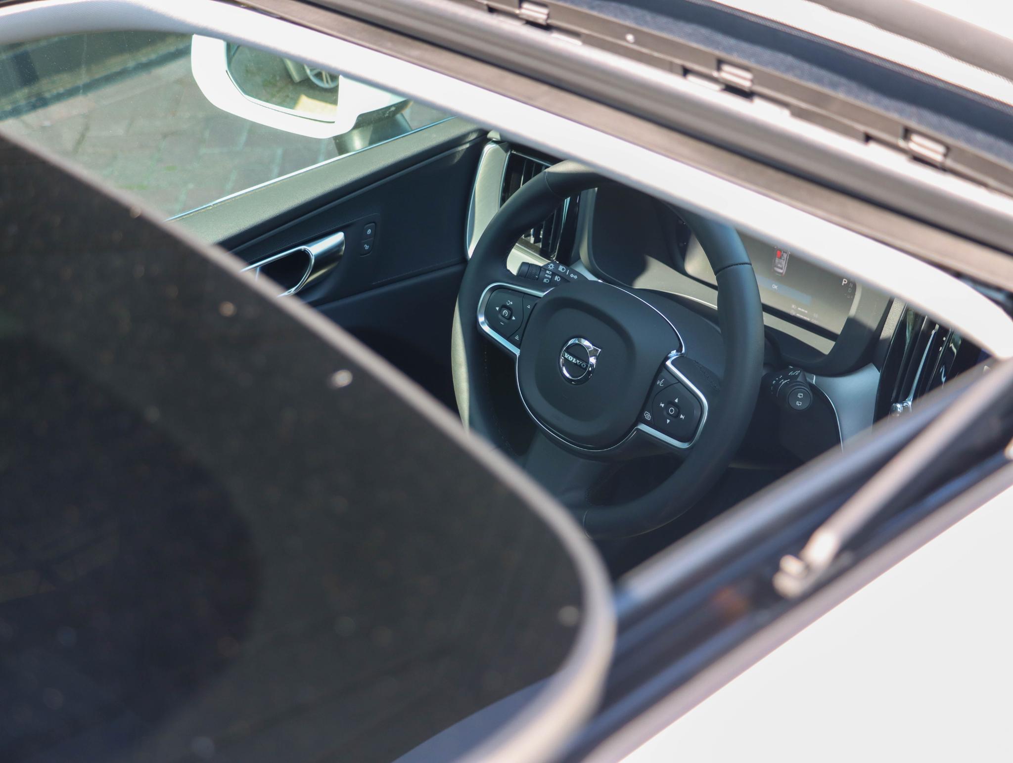 volvo-xc60-image6.jpg
