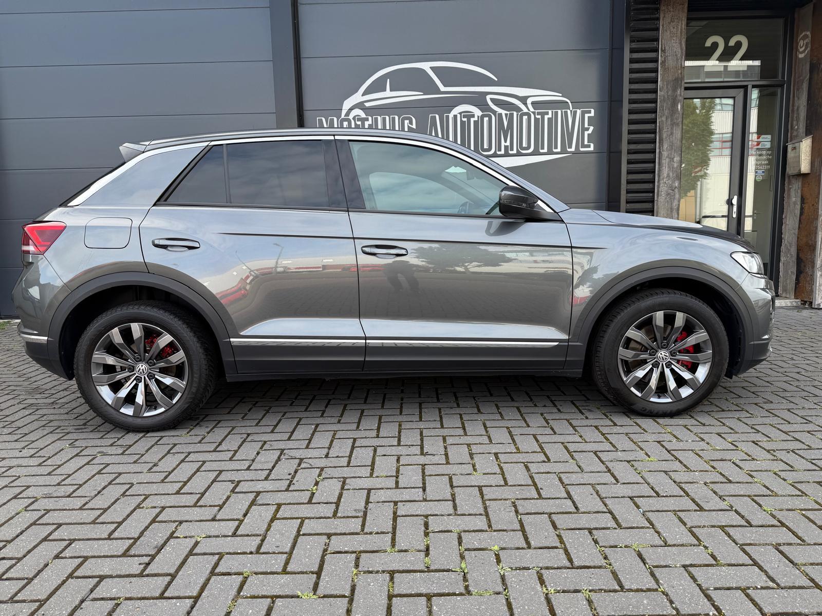 volkswagen-t-roc-image6.jpg