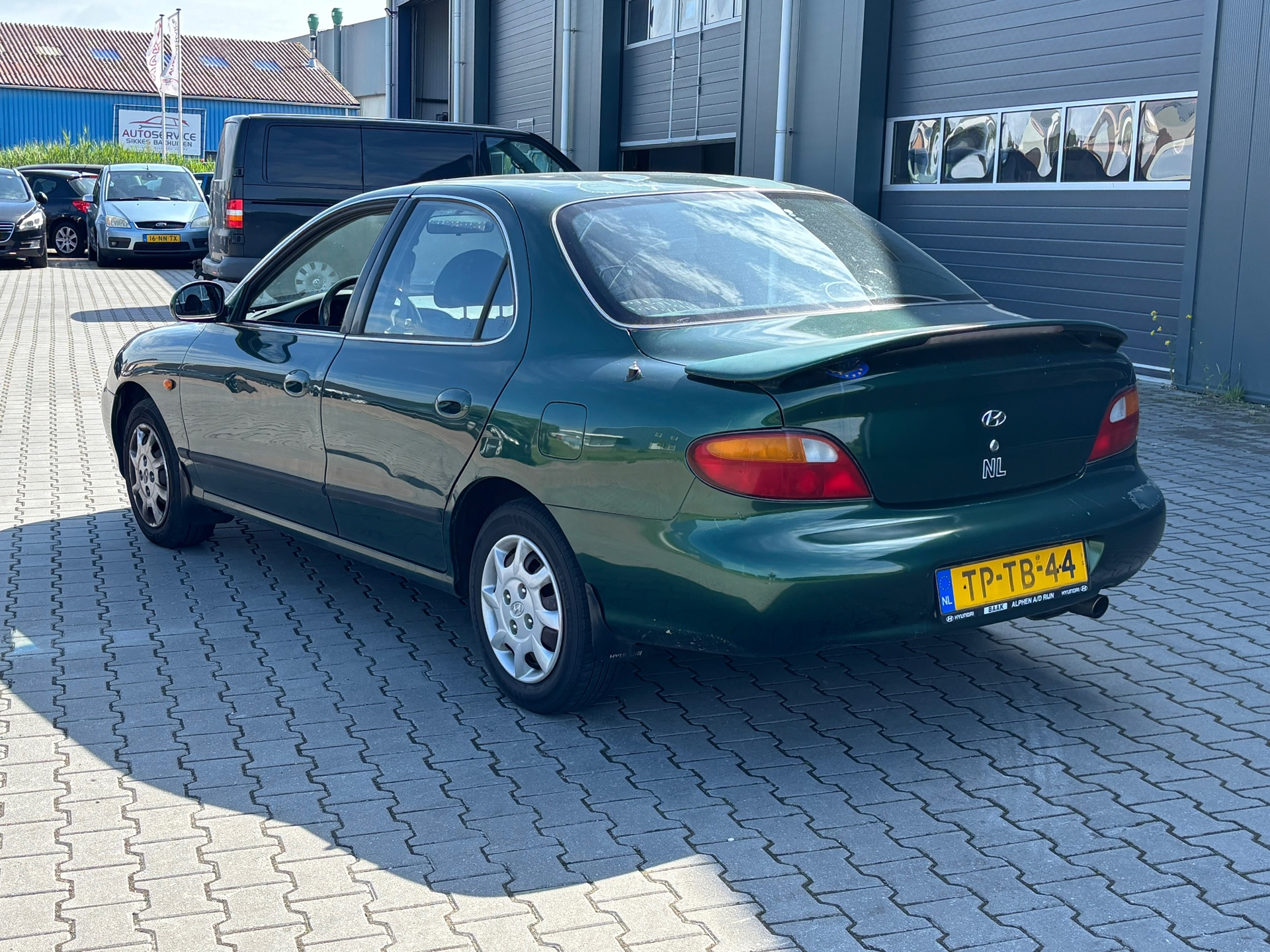 hyundai-lantra-image3.jpg