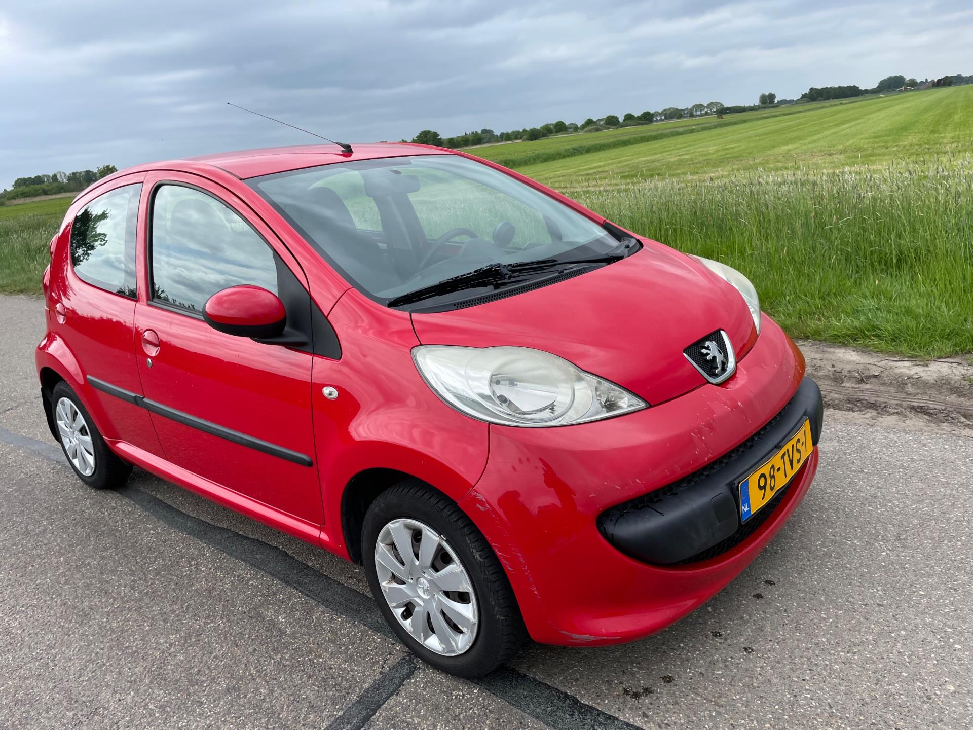 peugeot-107-image2.jpg