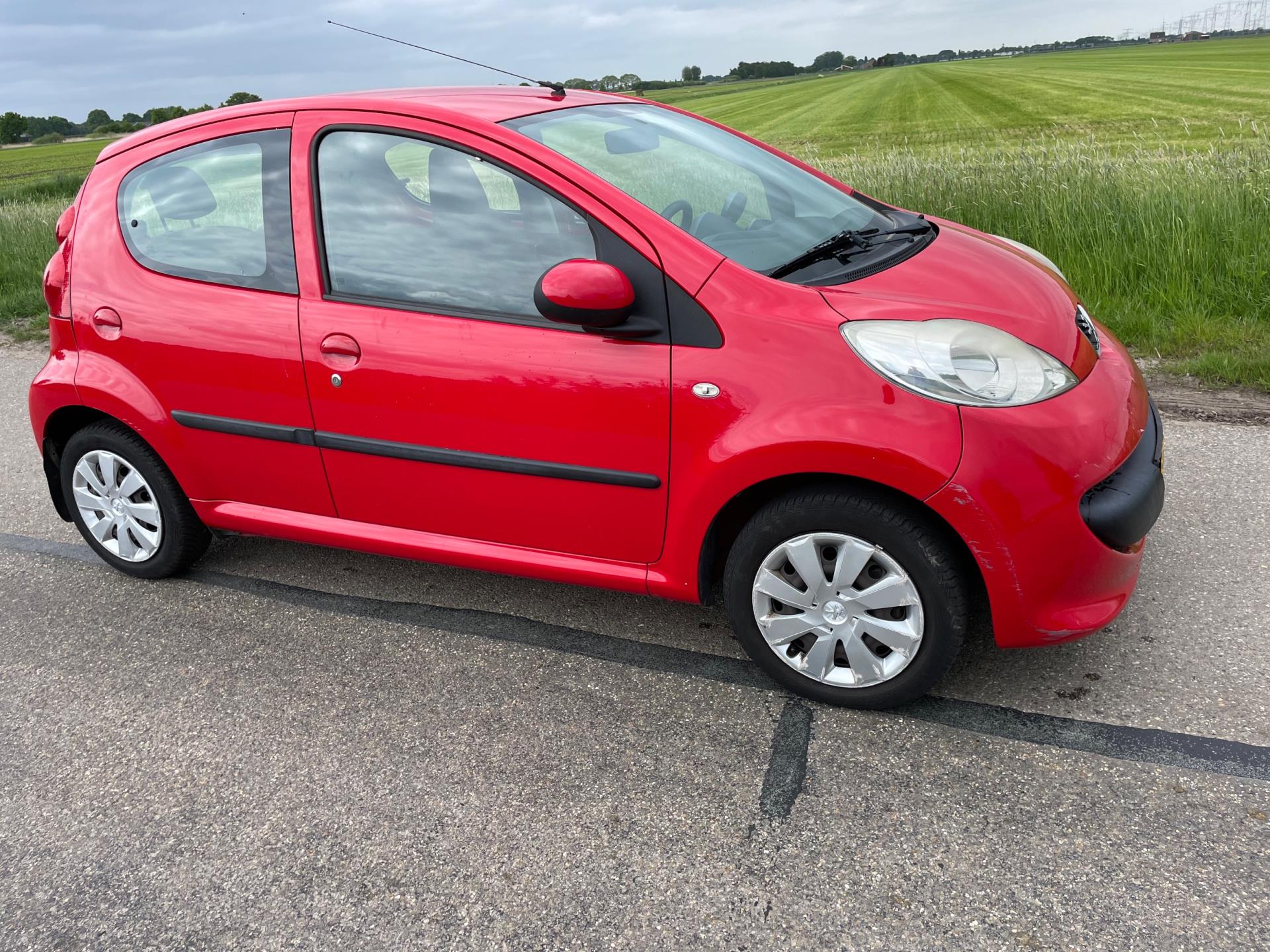 peugeot-107-image7.jpg