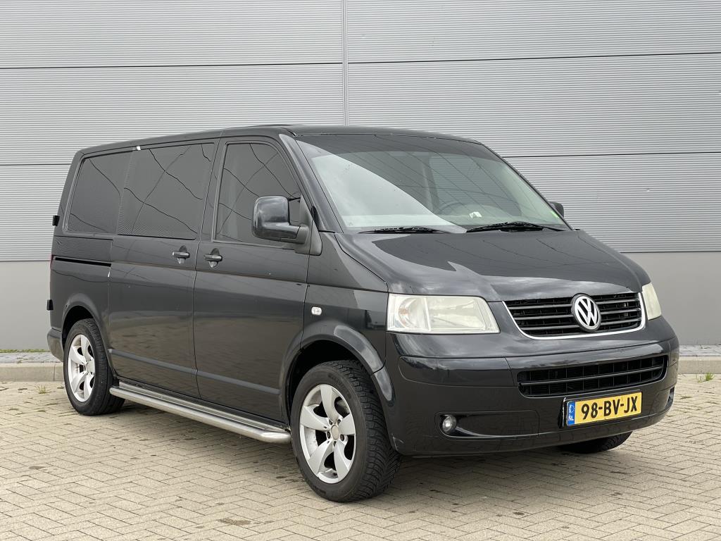 volkswagen-transporter-image6.jpg