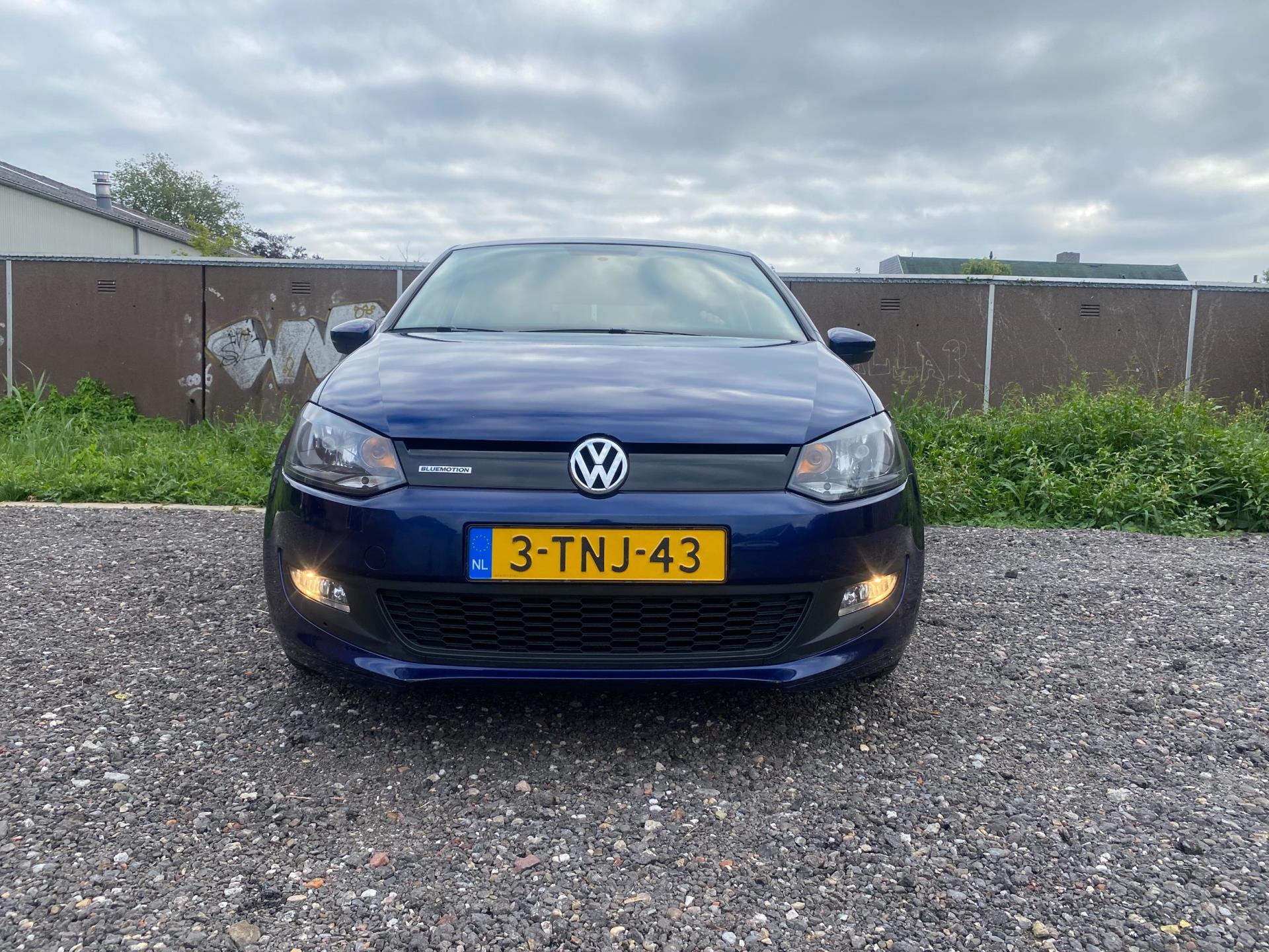 volkswagen-polo-image2.jpg