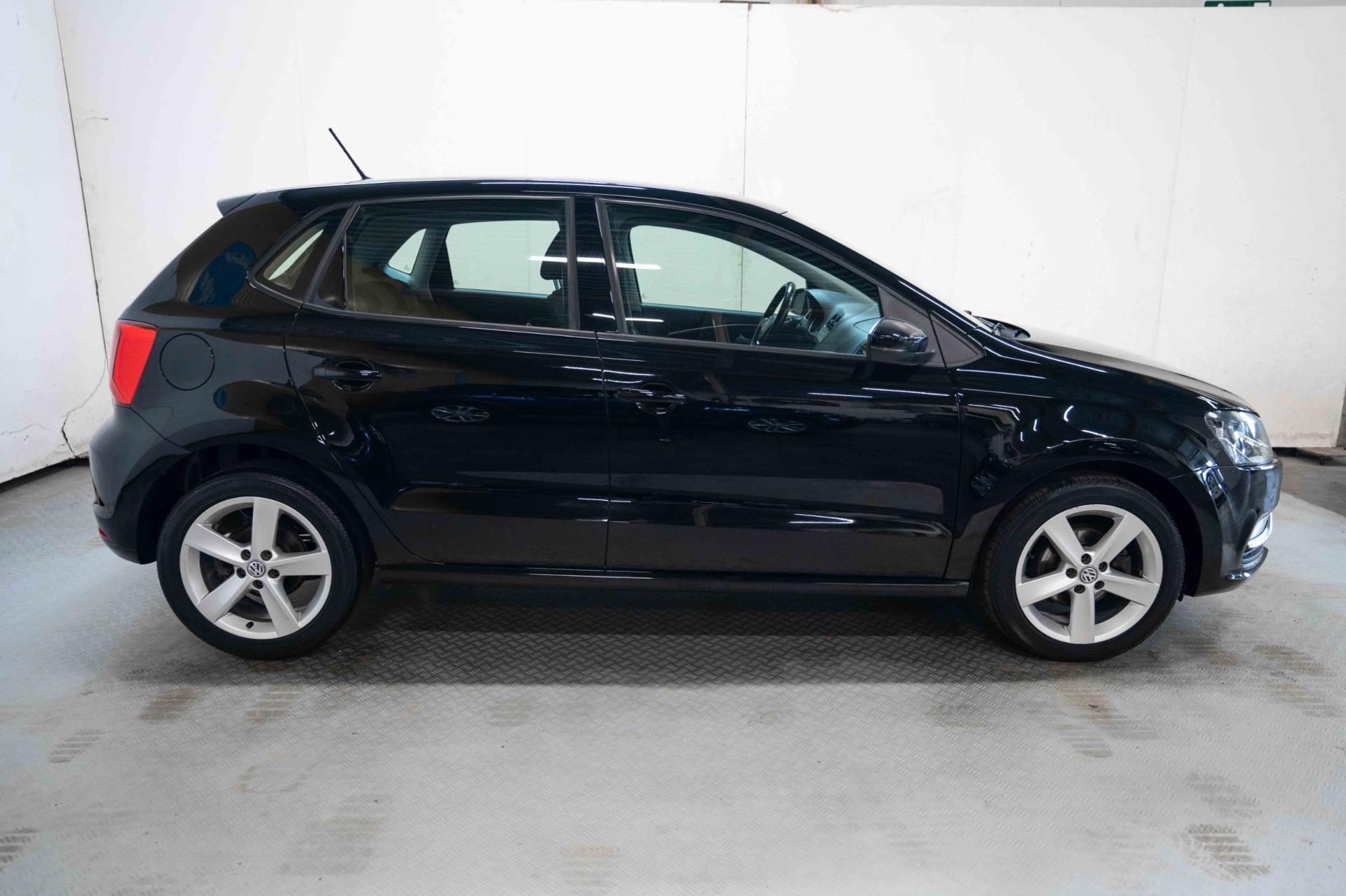 volkswagen-polo-image6.jpg
