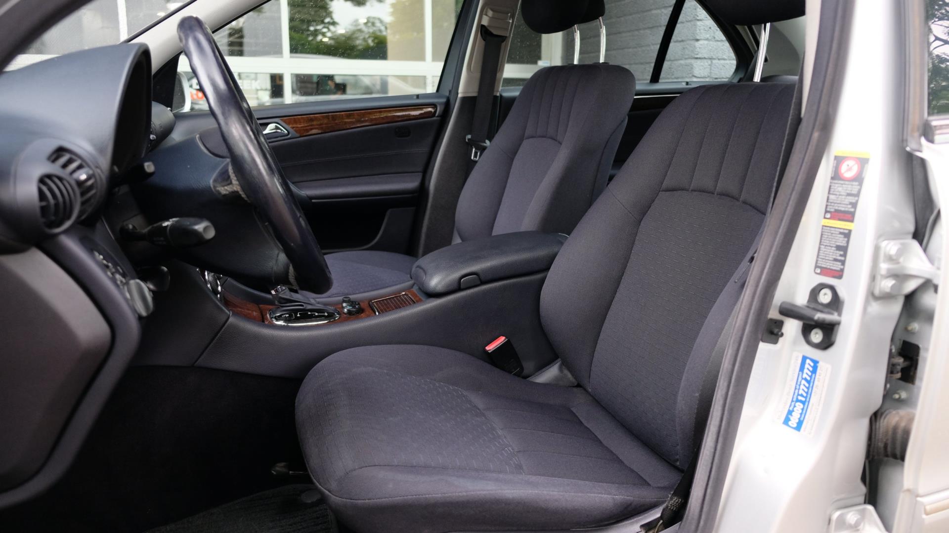 mercedes-benz-c-klasse-image7.jpg