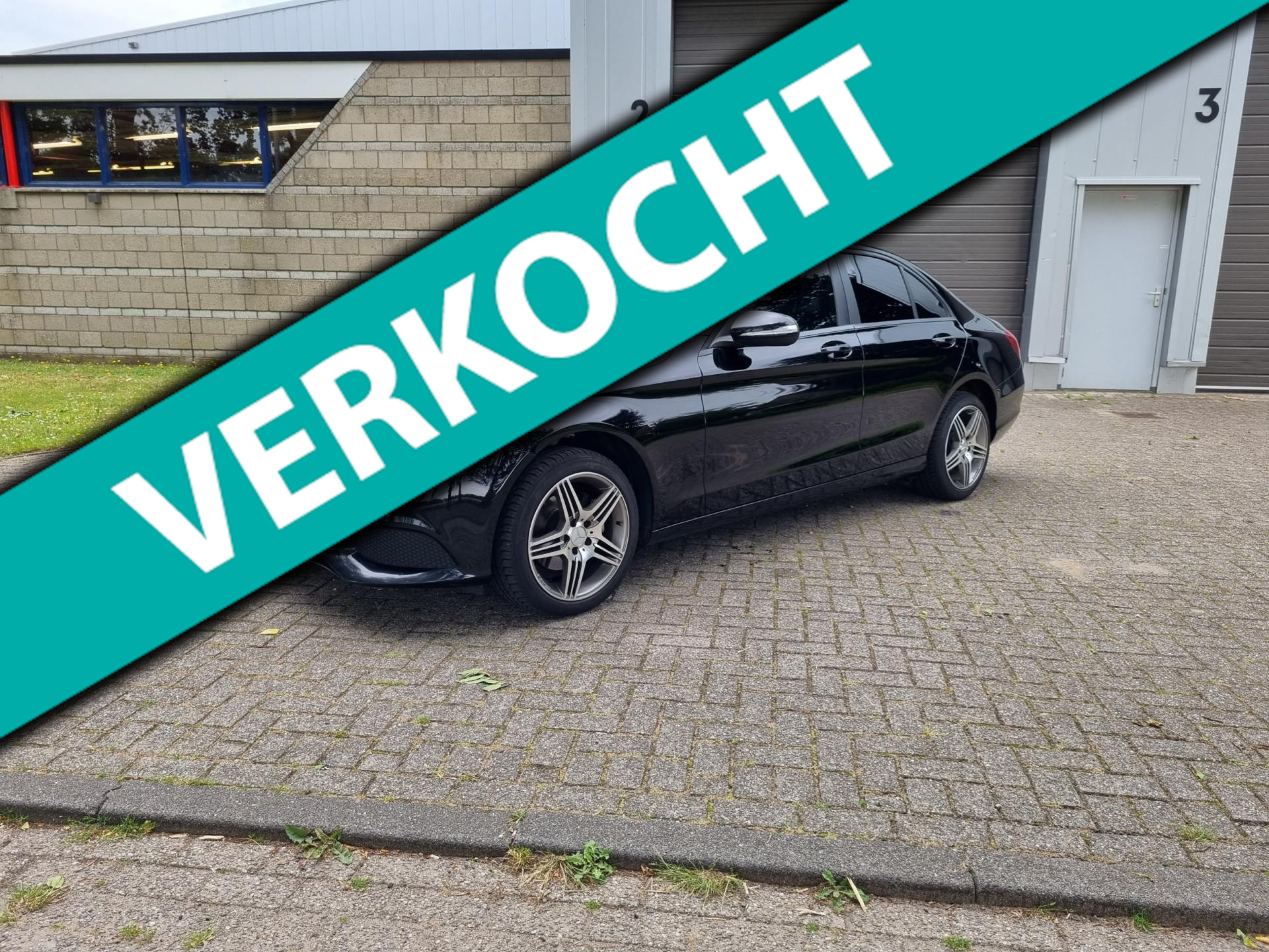 753053267/mercedes-benz-c-klasse-image1.jpg
