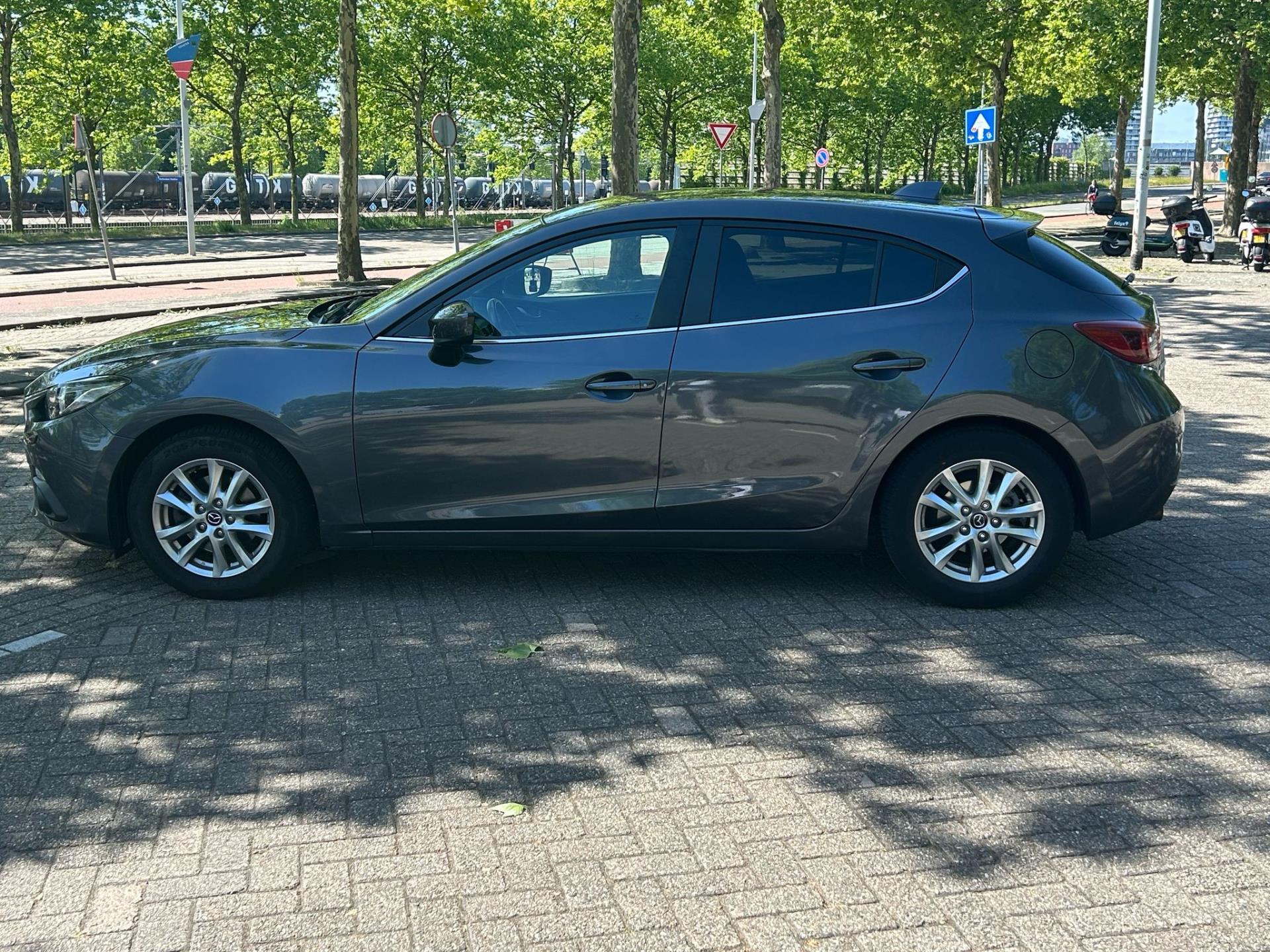 mazda-3-image5.jpg