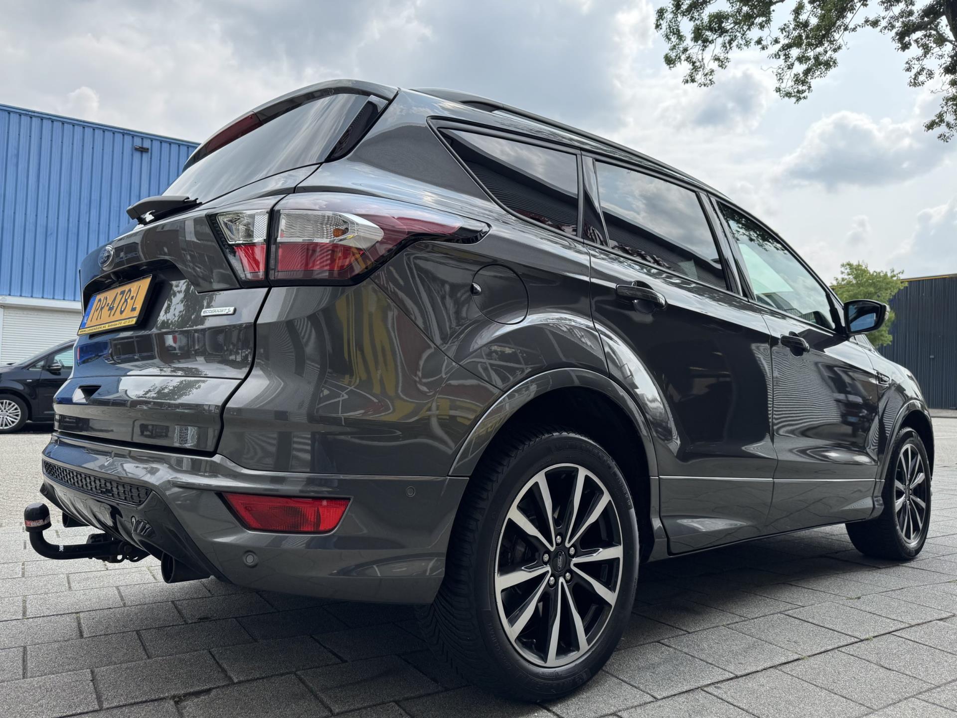 ford-kuga-image8.jpg