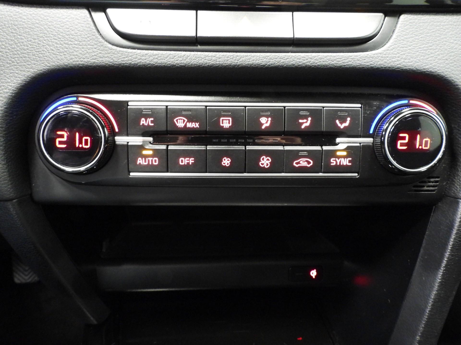 kia-ceed-sportswagon-image6.jpg