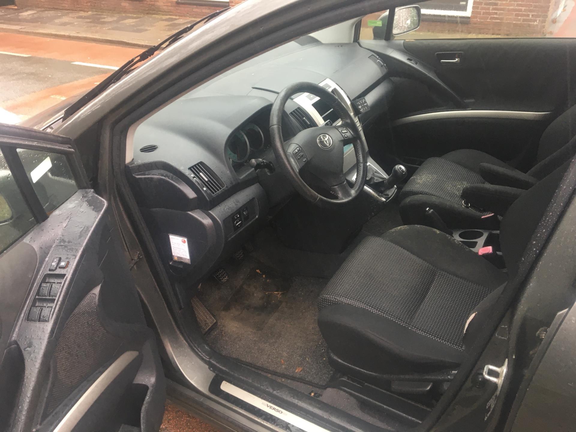 toyota-verso-image8.jpg