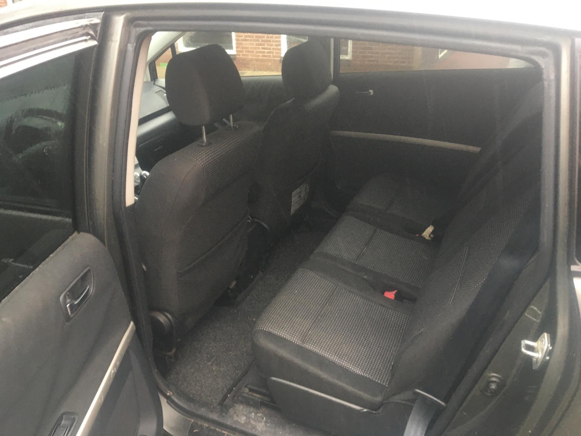 toyota-verso-image9.jpg