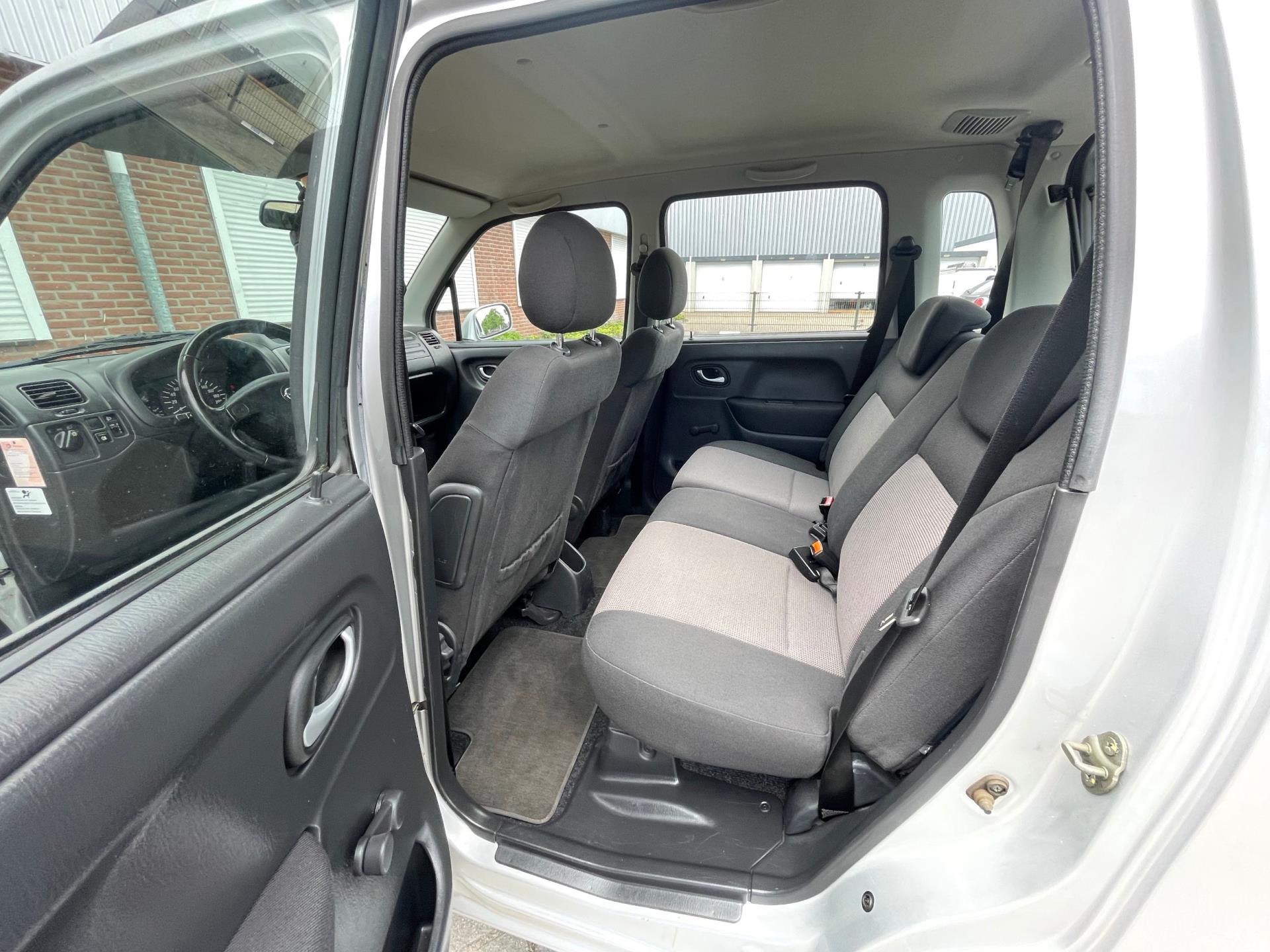 opel-agila-image10.jpg