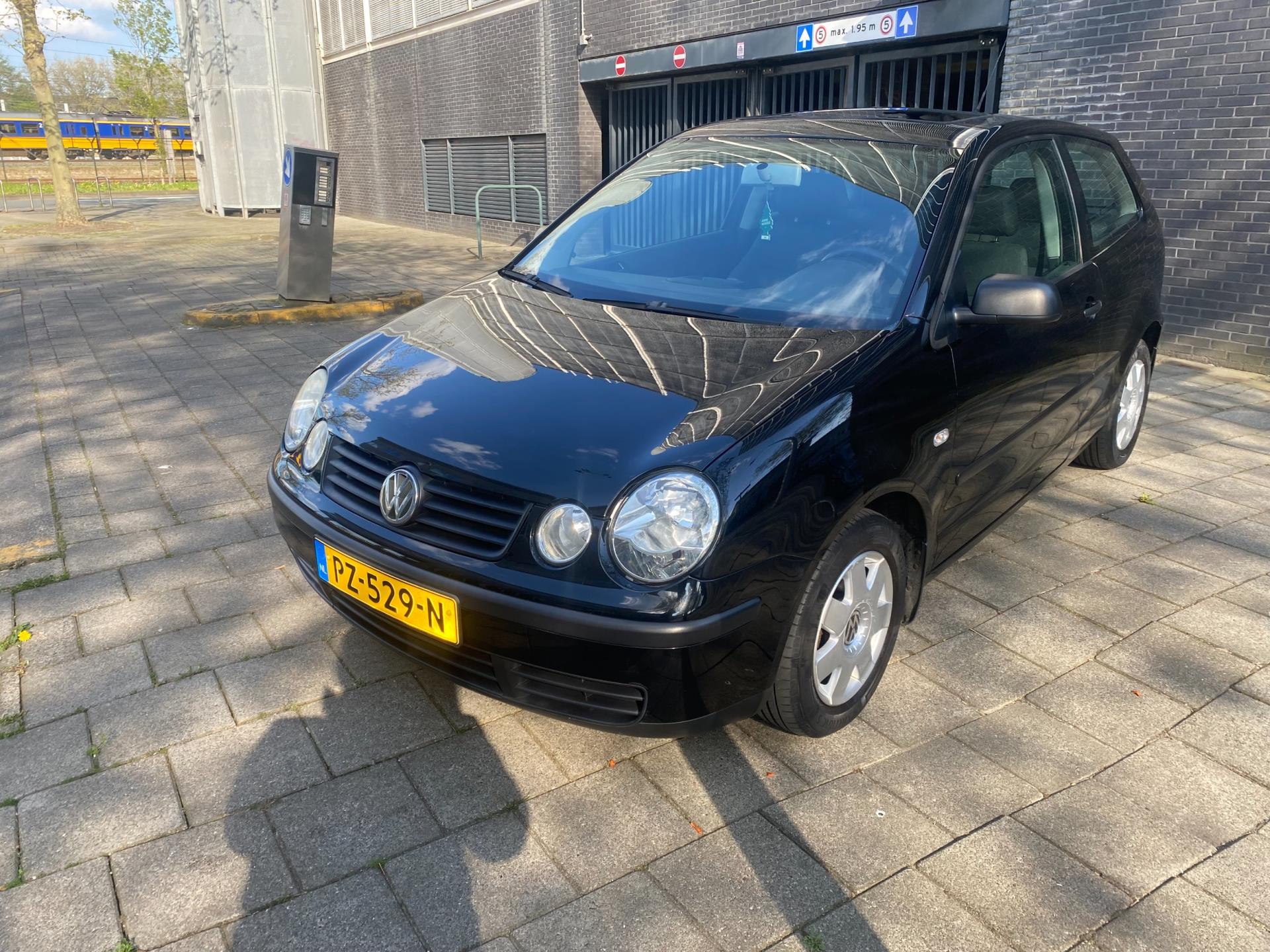 volkswagen-polo-image3.jpg