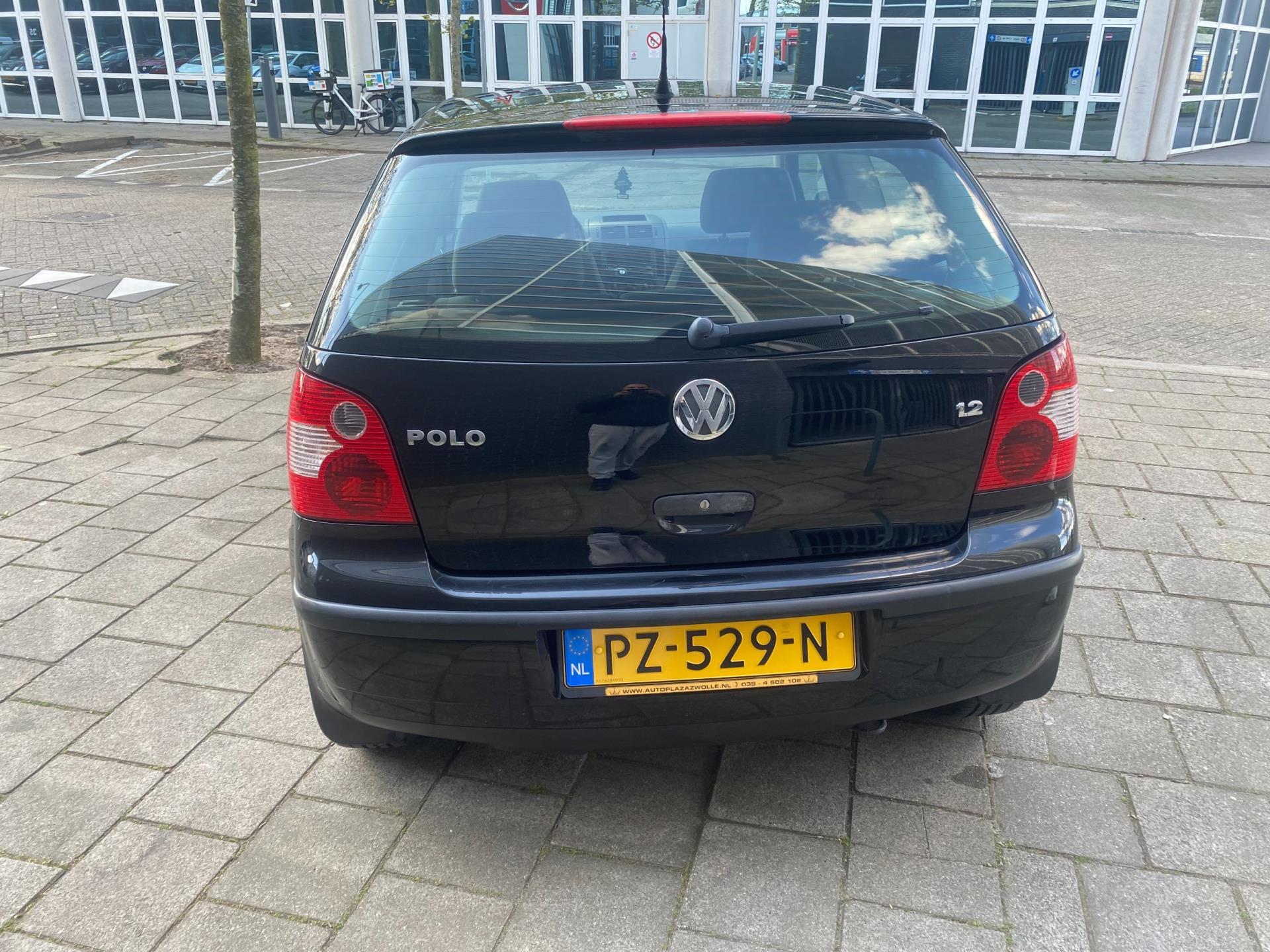 volkswagen-polo-image6.jpg