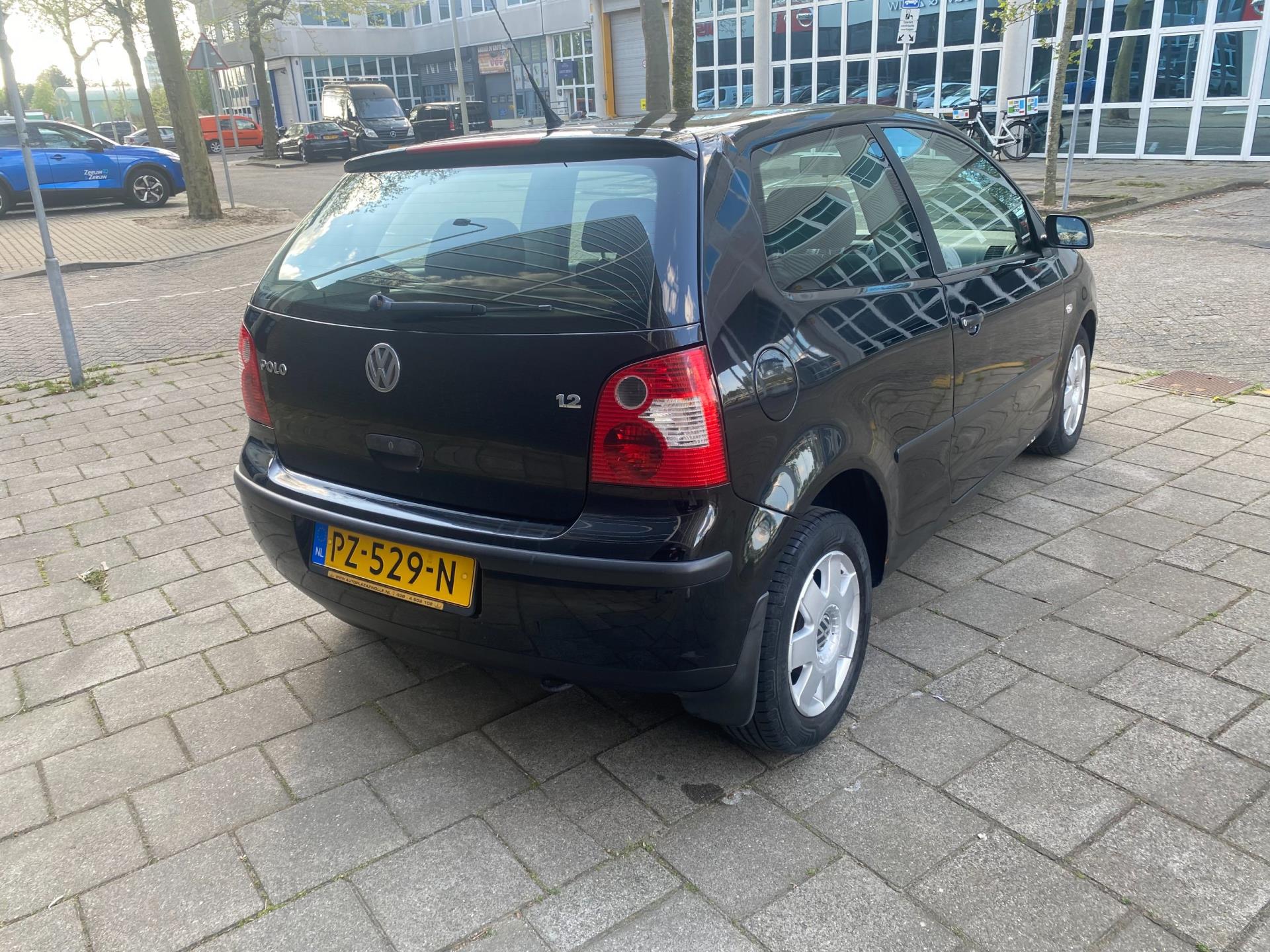 volkswagen-polo-image7.jpg