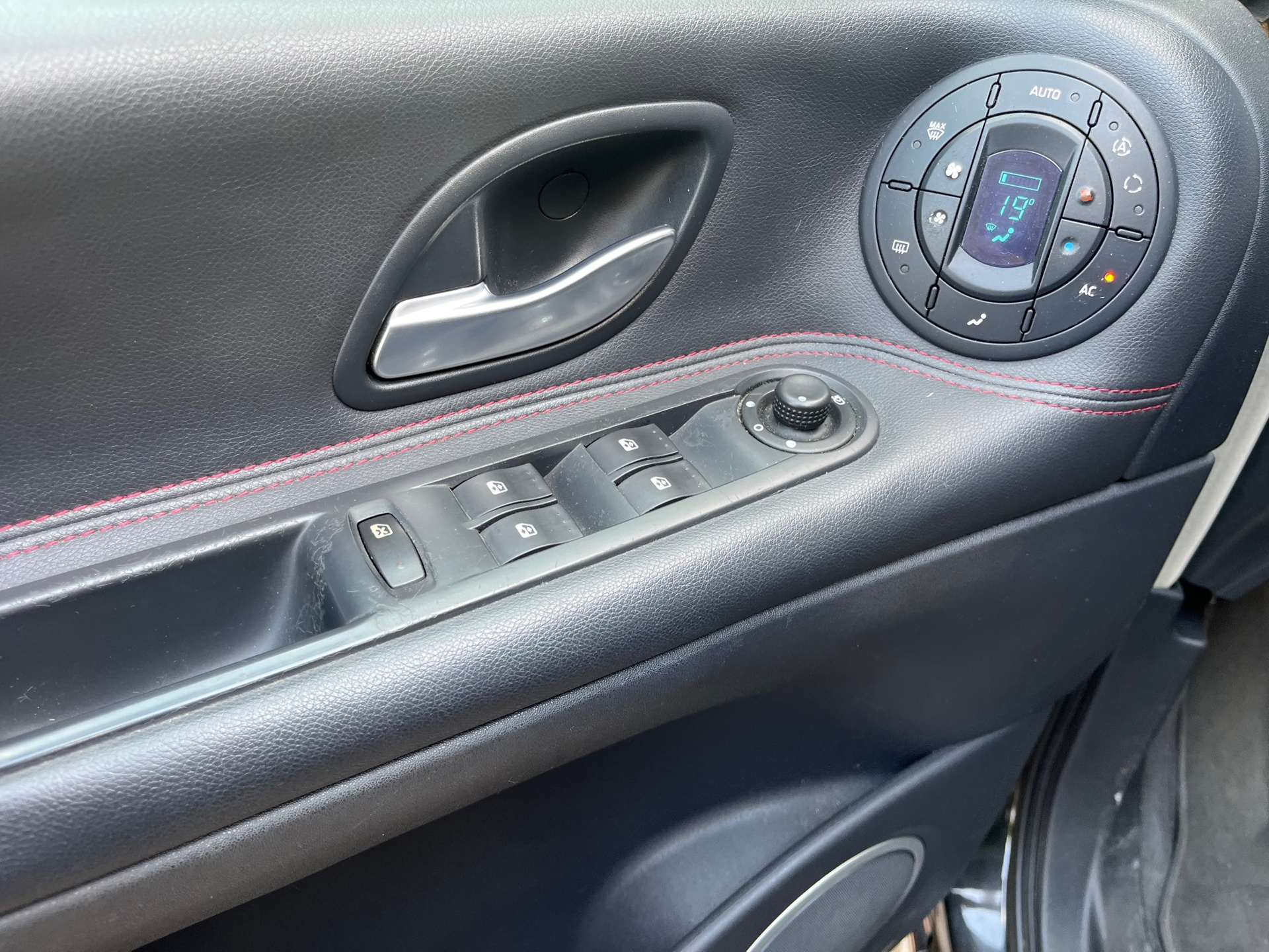 renault-espace-image5.jpg