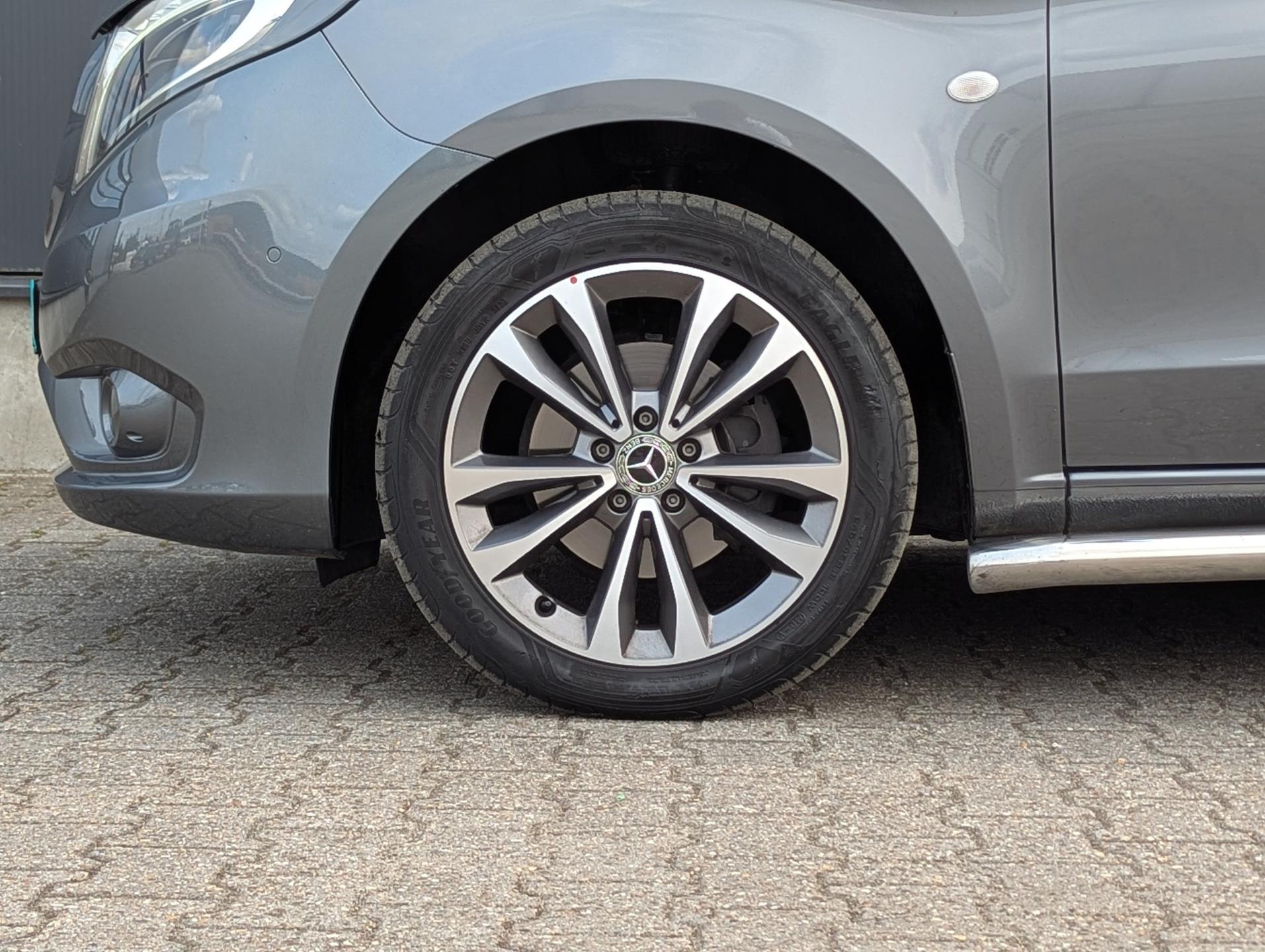 mercedes-benz-vito-image8.jpg