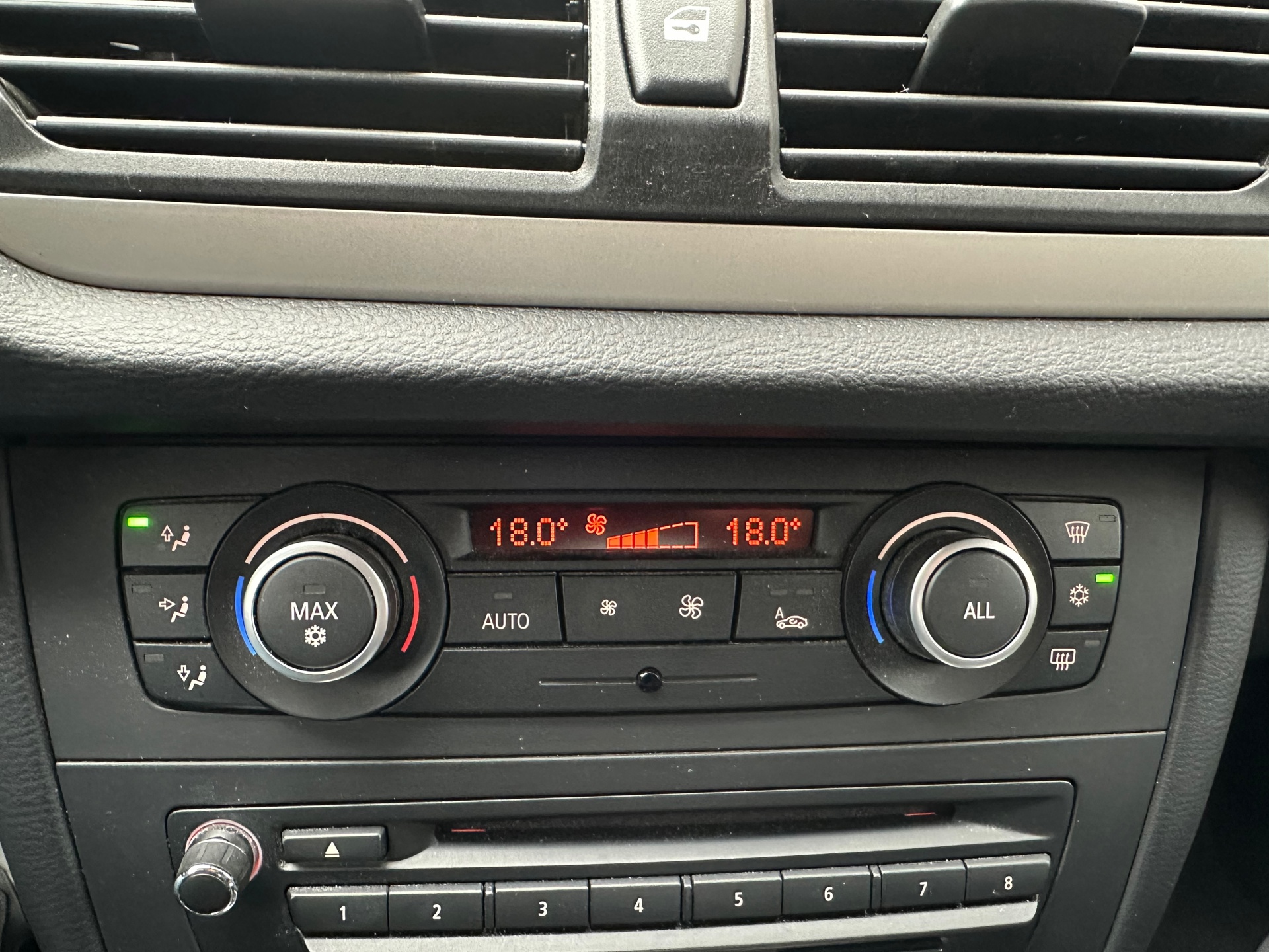 bmw-x1-image6.jpg