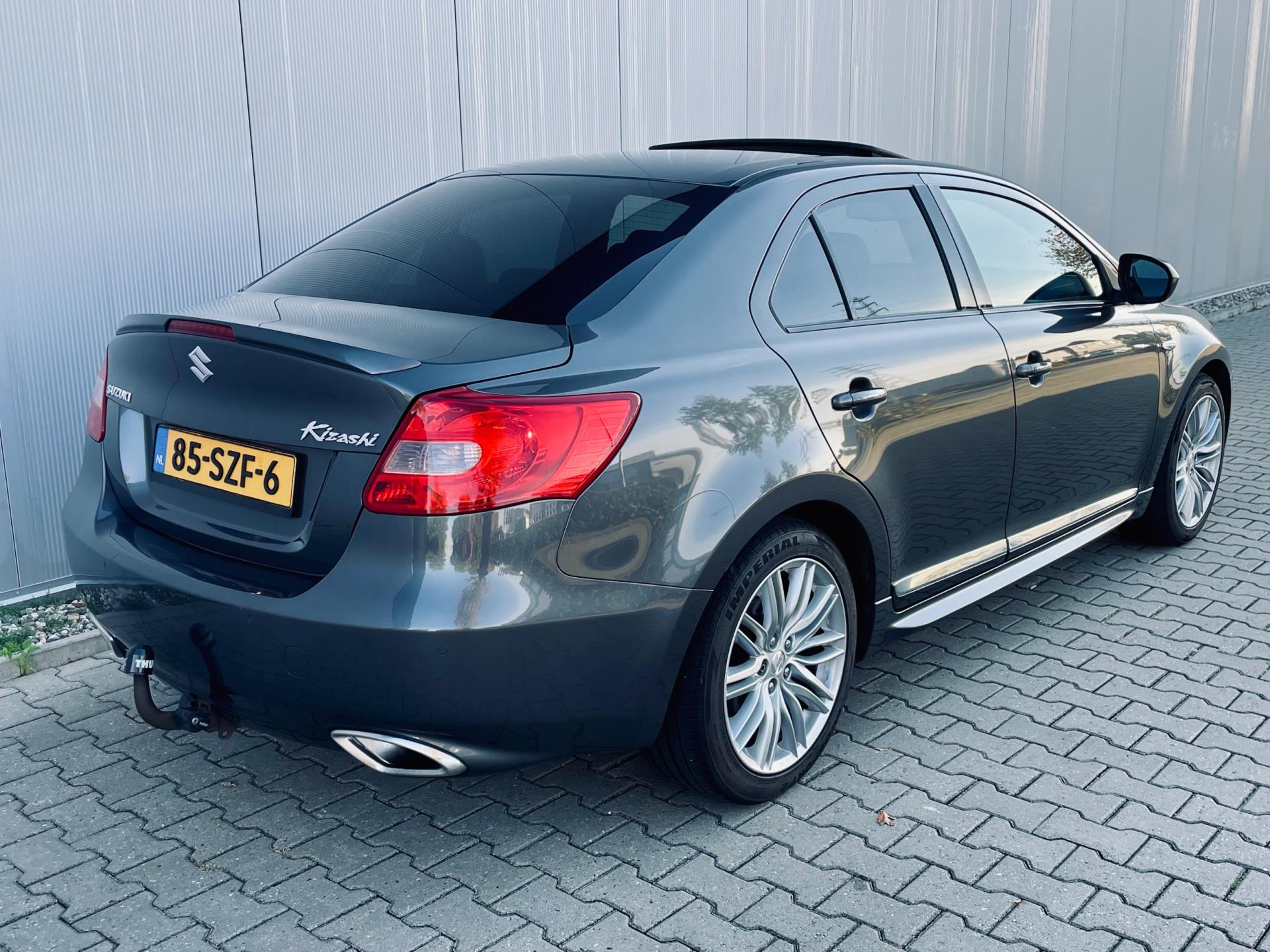 suzuki-kizashi-image9.jpg