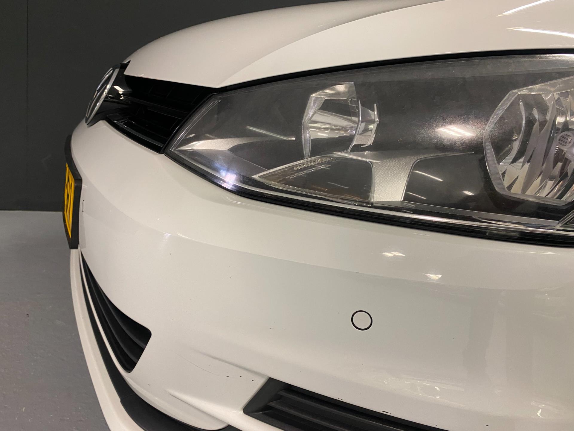 volkswagen-golf-variant-image8.jpg