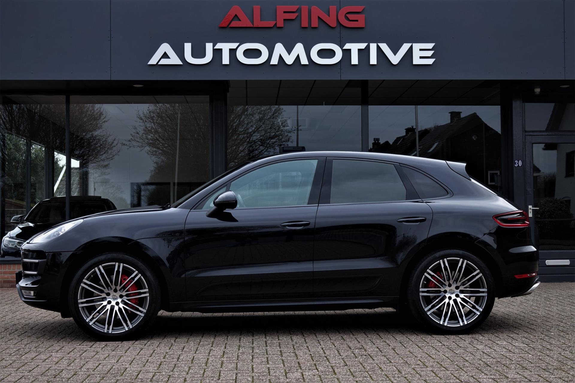 porsche-macan-image4.jpg
