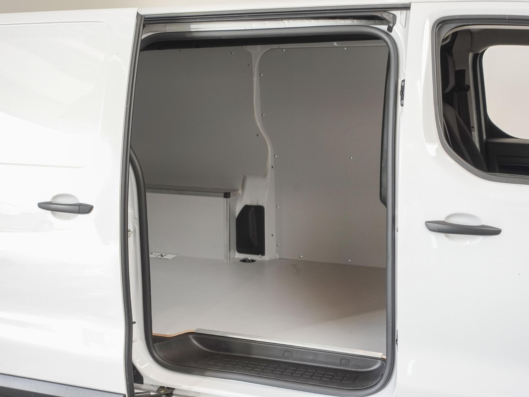 opel-vivaro-image9.jpg